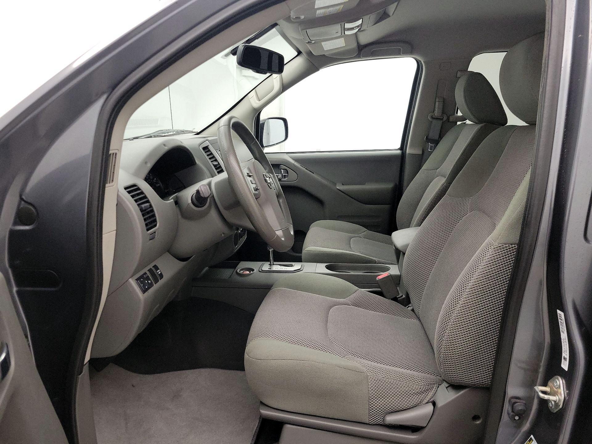 Thumbnail: 2020 Nissan Frontier - 11