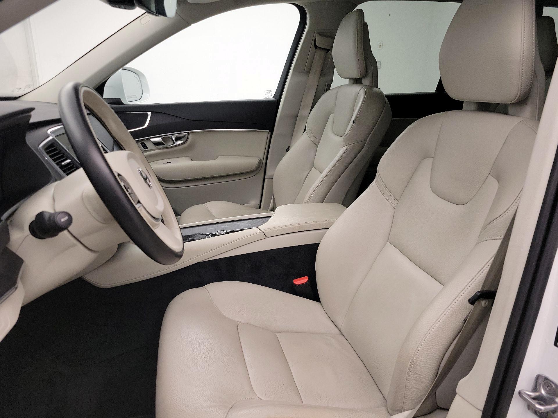 Thumbnail: 2020 Volvo XC90 - 11