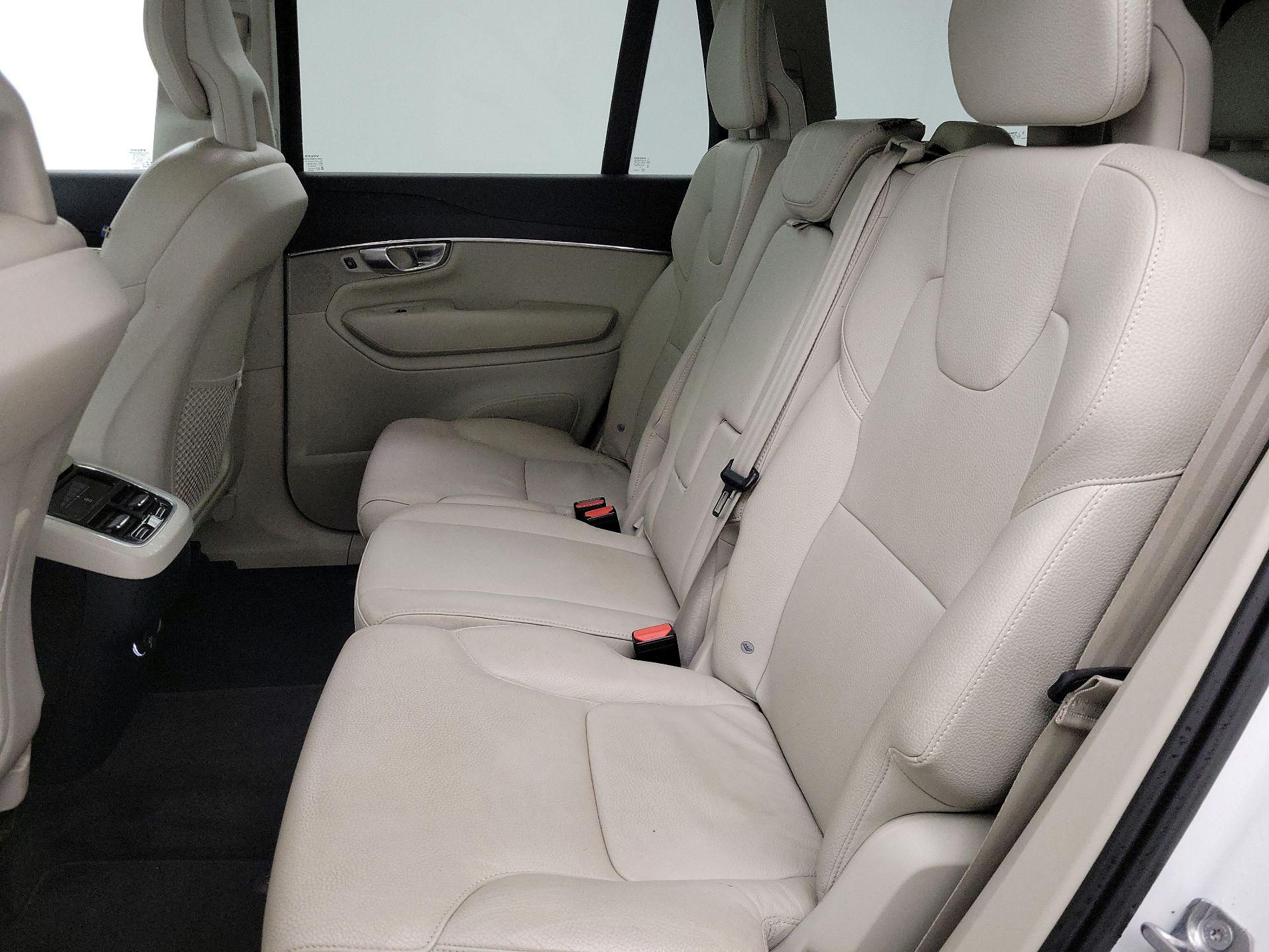 Thumbnail: 2020 Volvo XC90 - 20