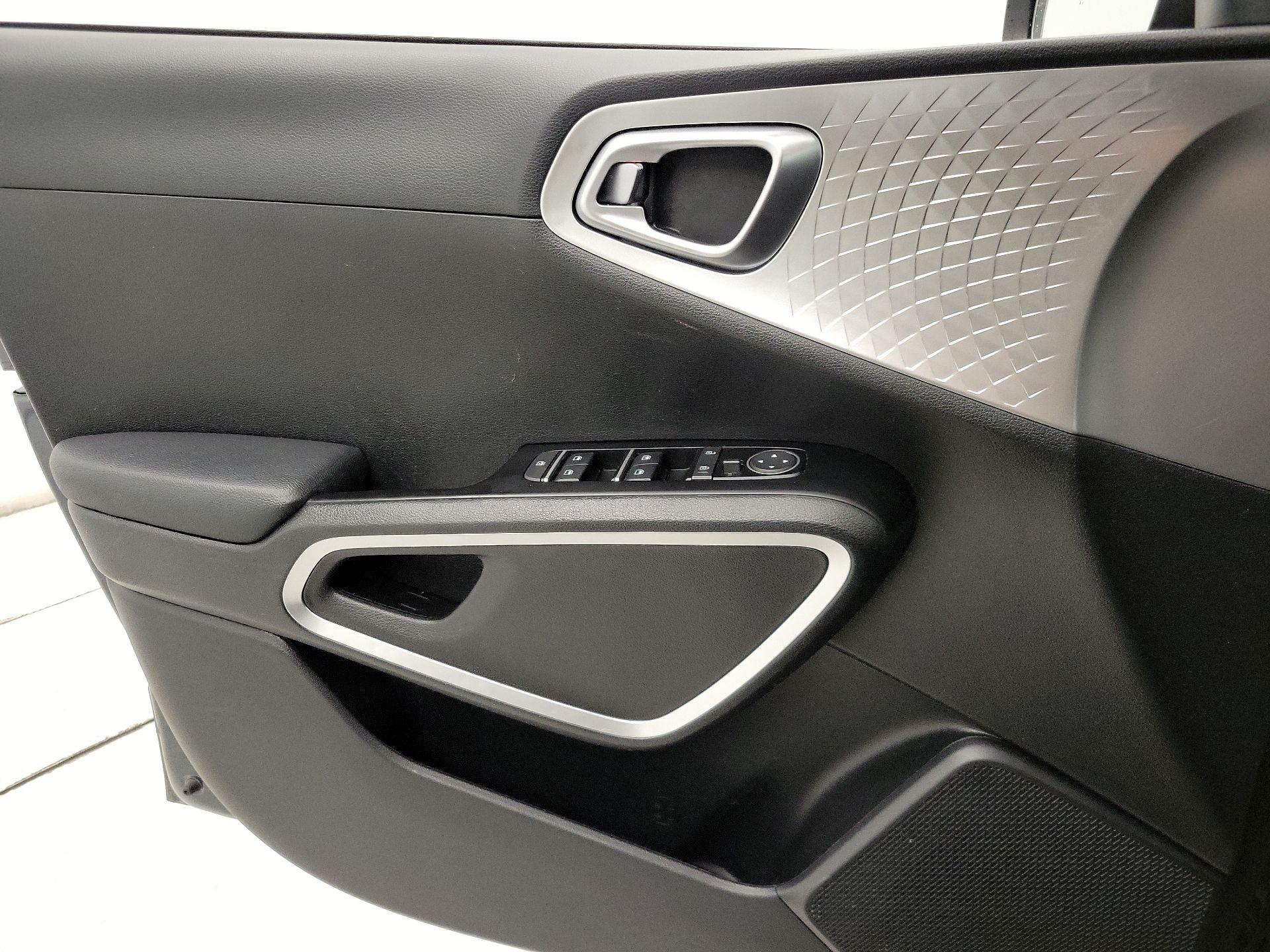 Thumbnail: 2024 Kia Soul - 12