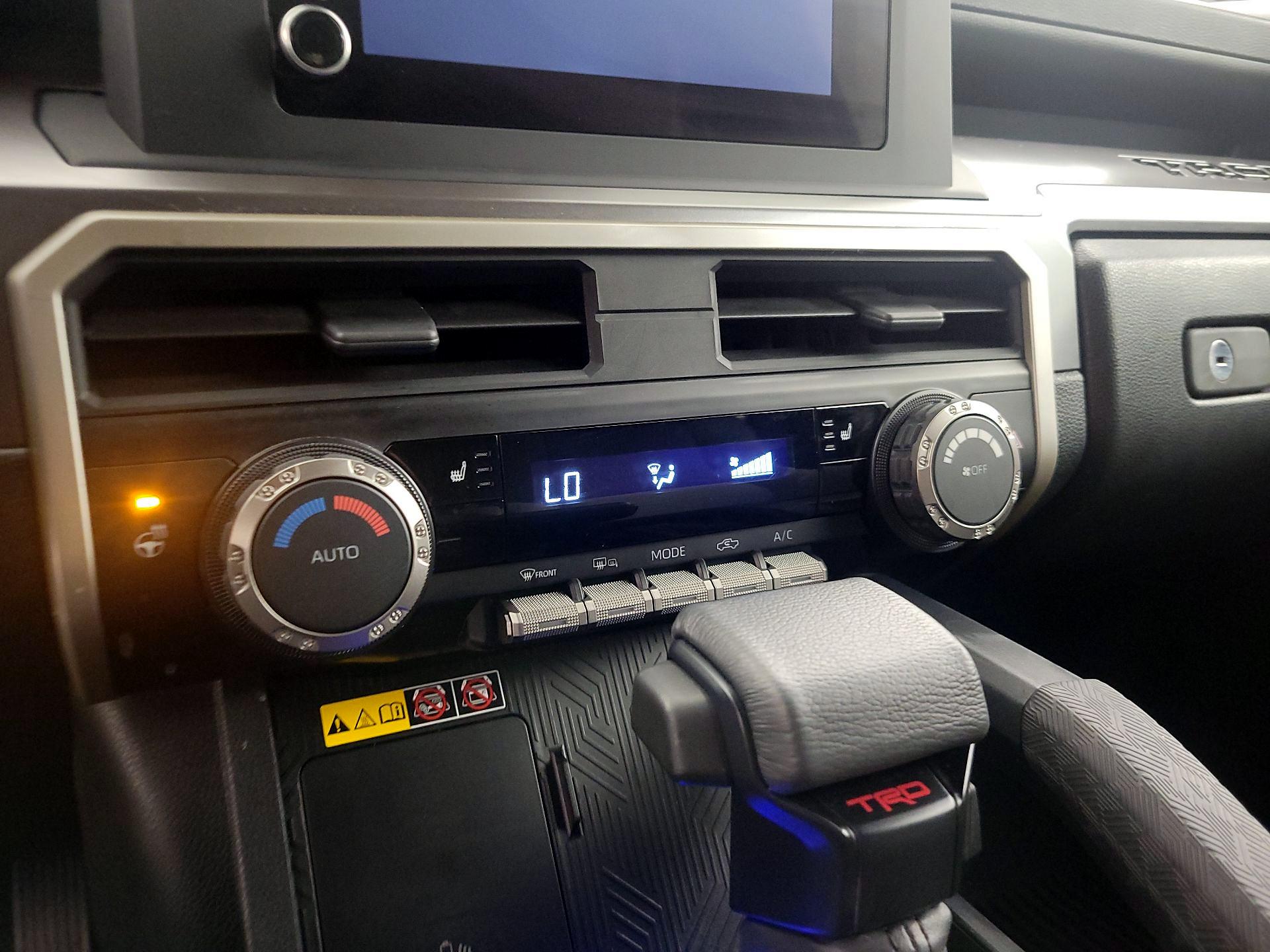 Thumbnail: 2024 Toyota Tacoma - 17