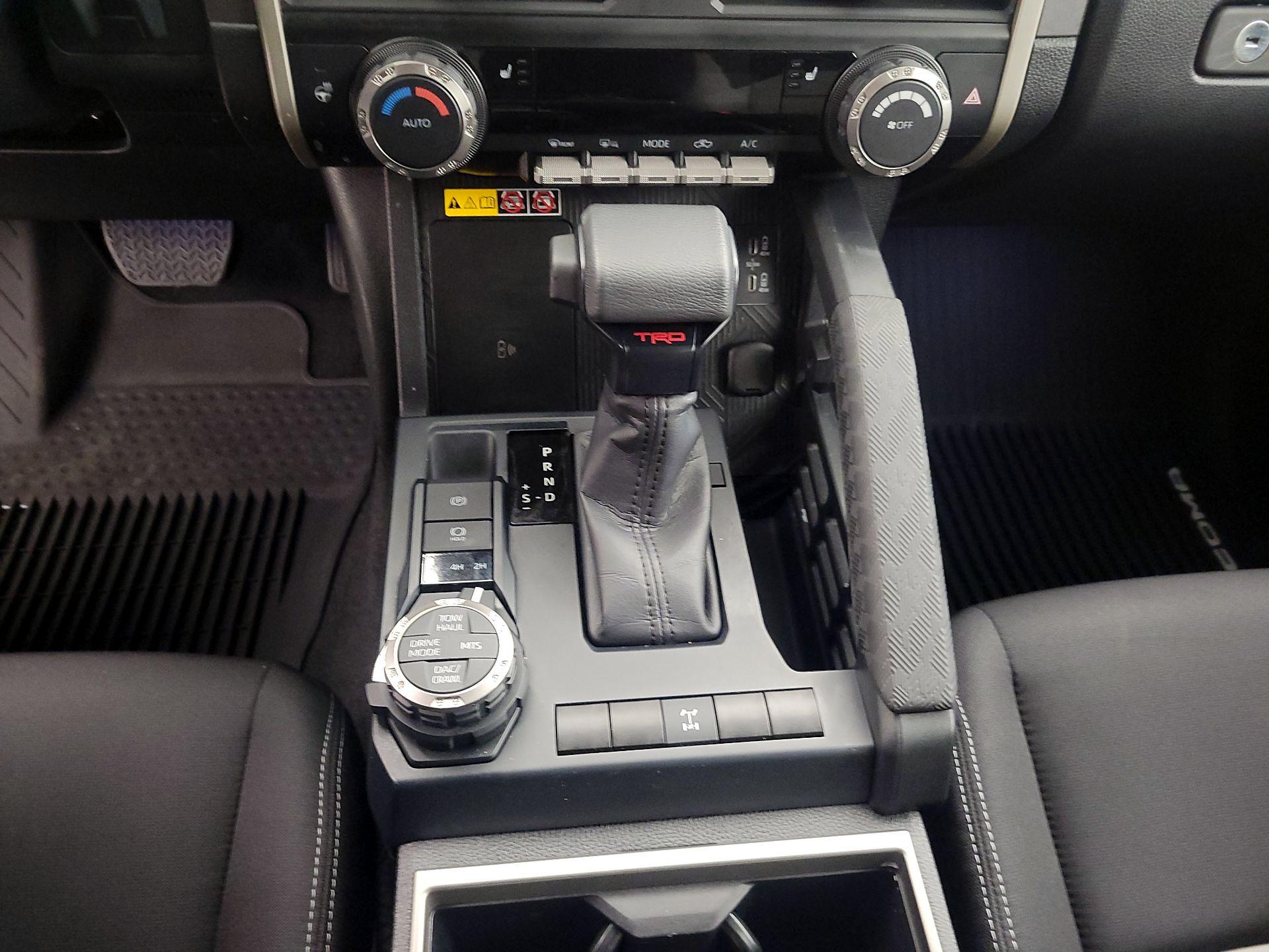 Thumbnail: 2024 Toyota Tacoma - 18