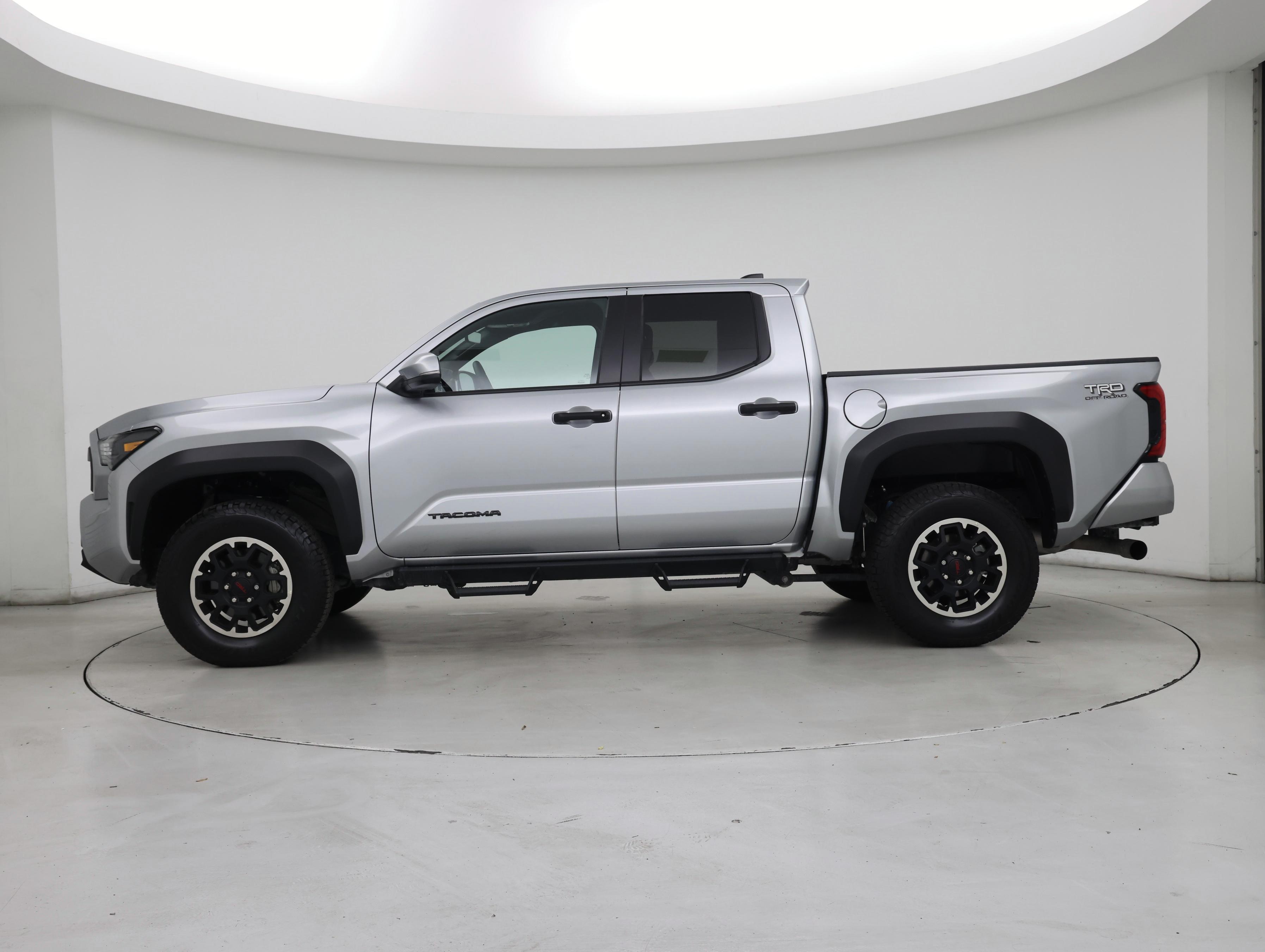 Thumbnail: 2024 Toyota Tacoma - 3