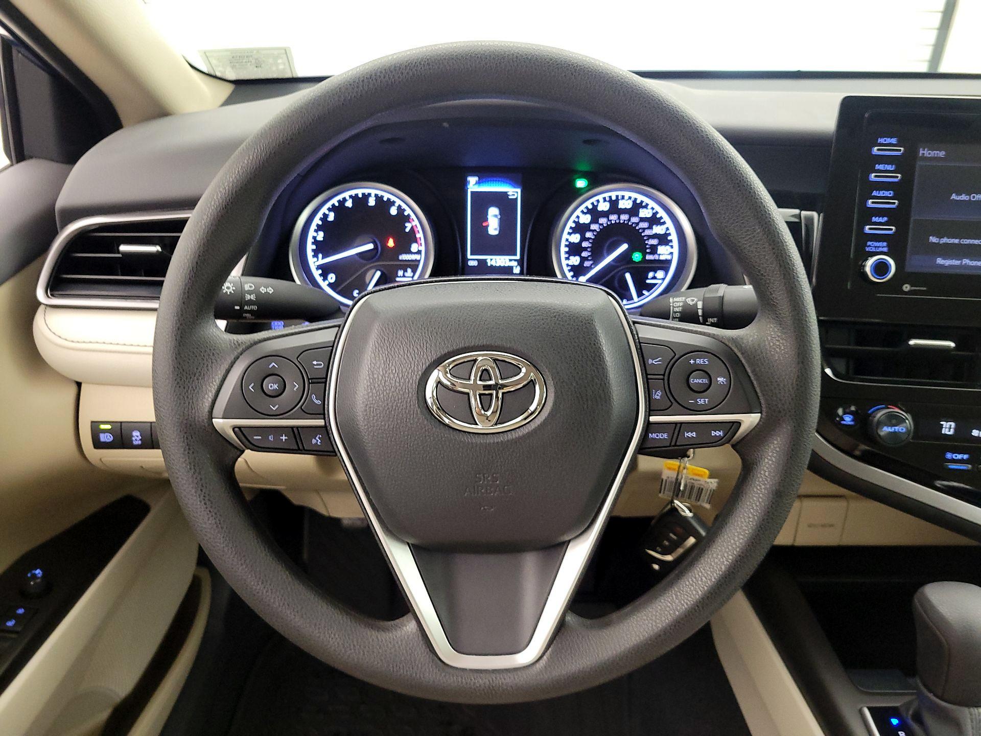 Thumbnail: 2023 Toyota Camry - 10