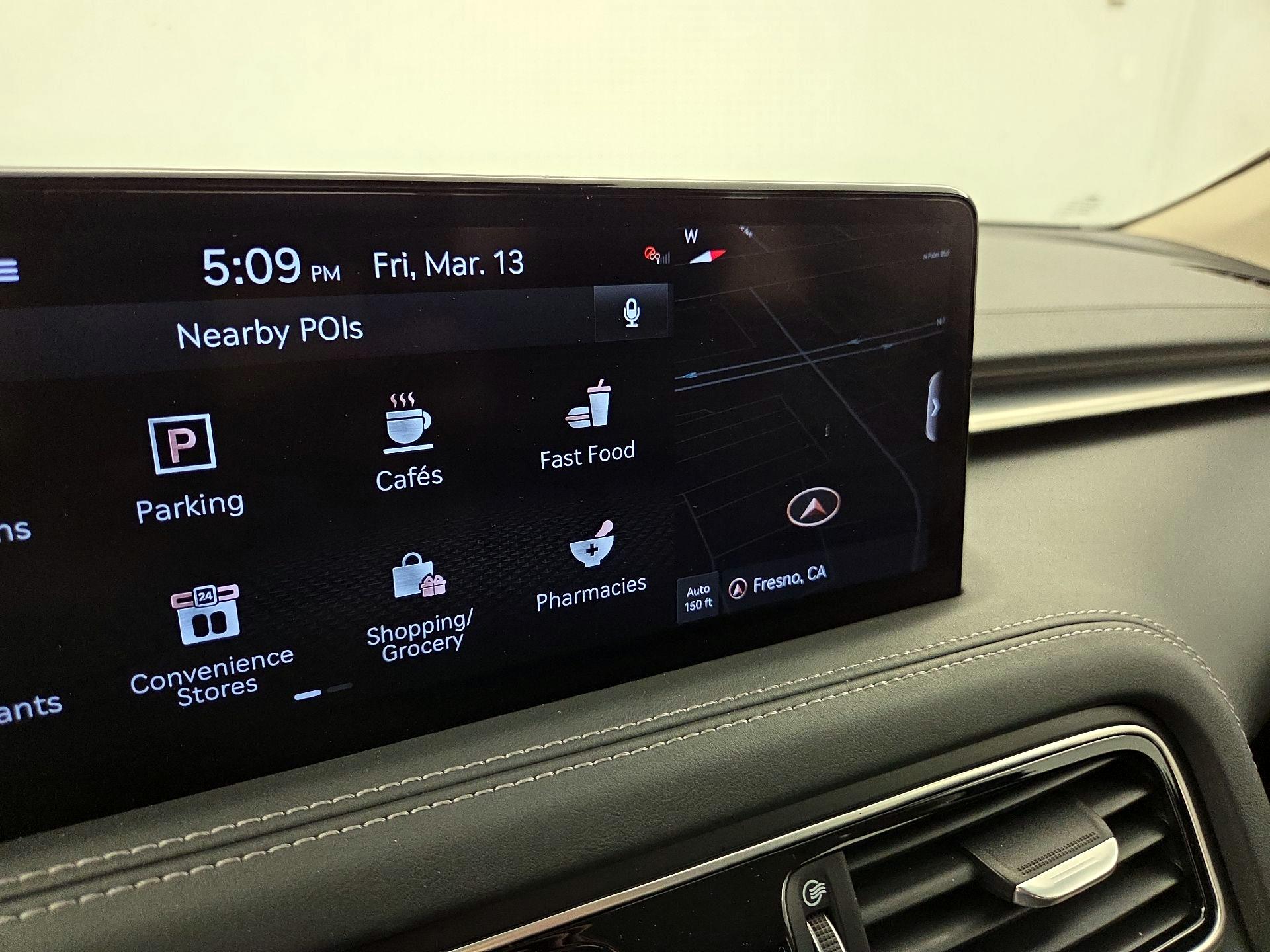 Thumbnail: 2022 Genesis G70 - 14