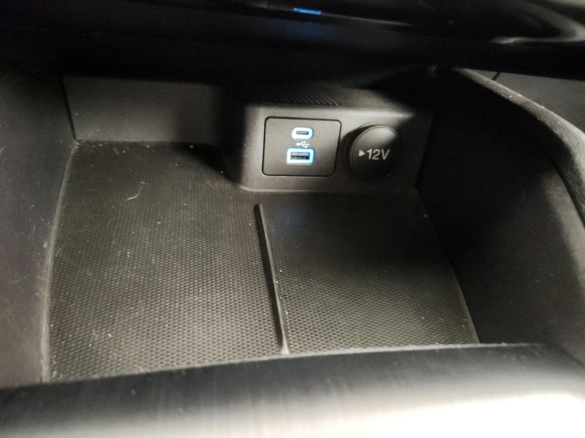 Thumbnail: 2022 Ford Escape - 18