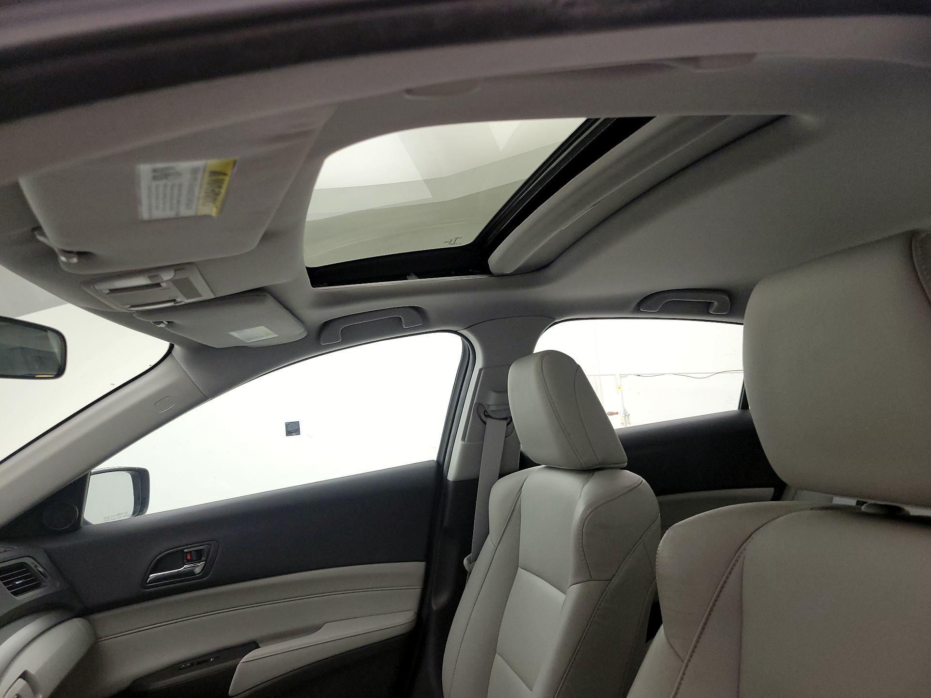 Thumbnail: 2017 Acura ILX - 19