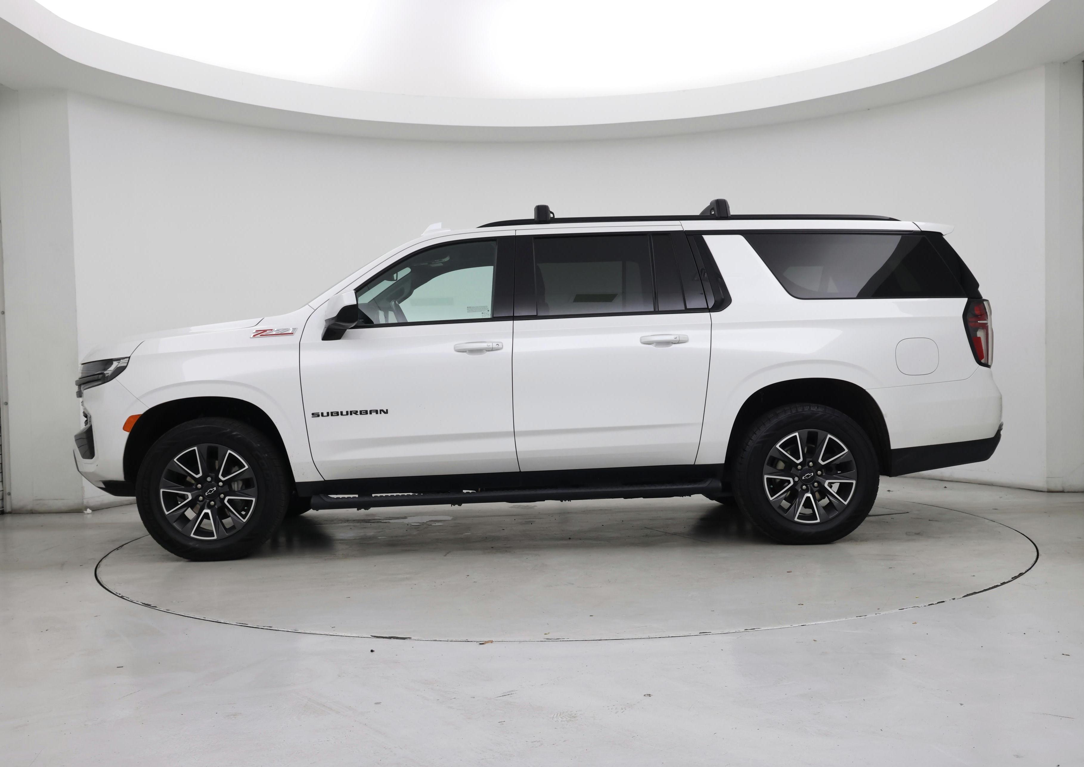 Thumbnail: 2021 Chevrolet Suburban - 3