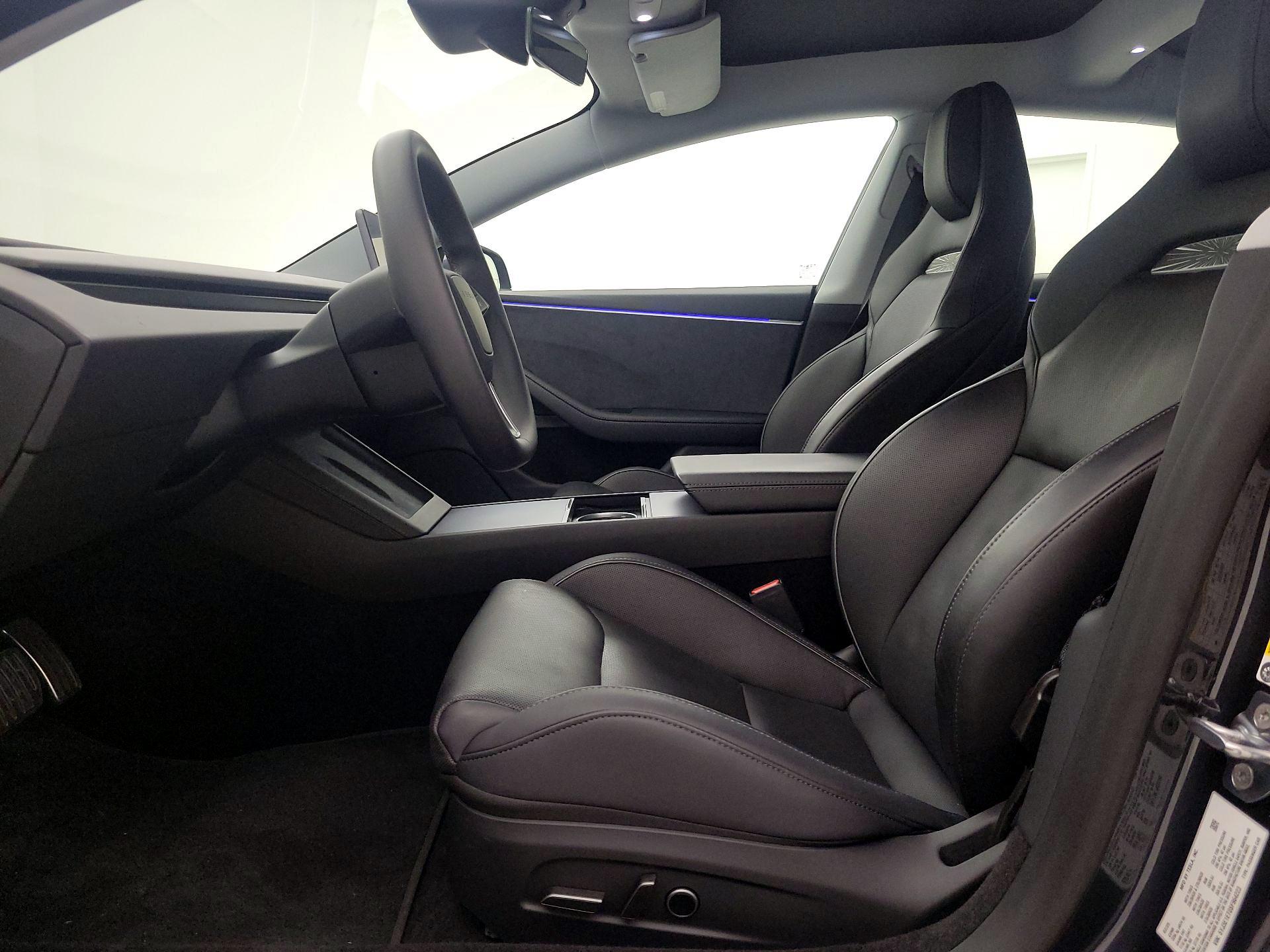 Thumbnail: 2025 Tesla Model 3 - 11