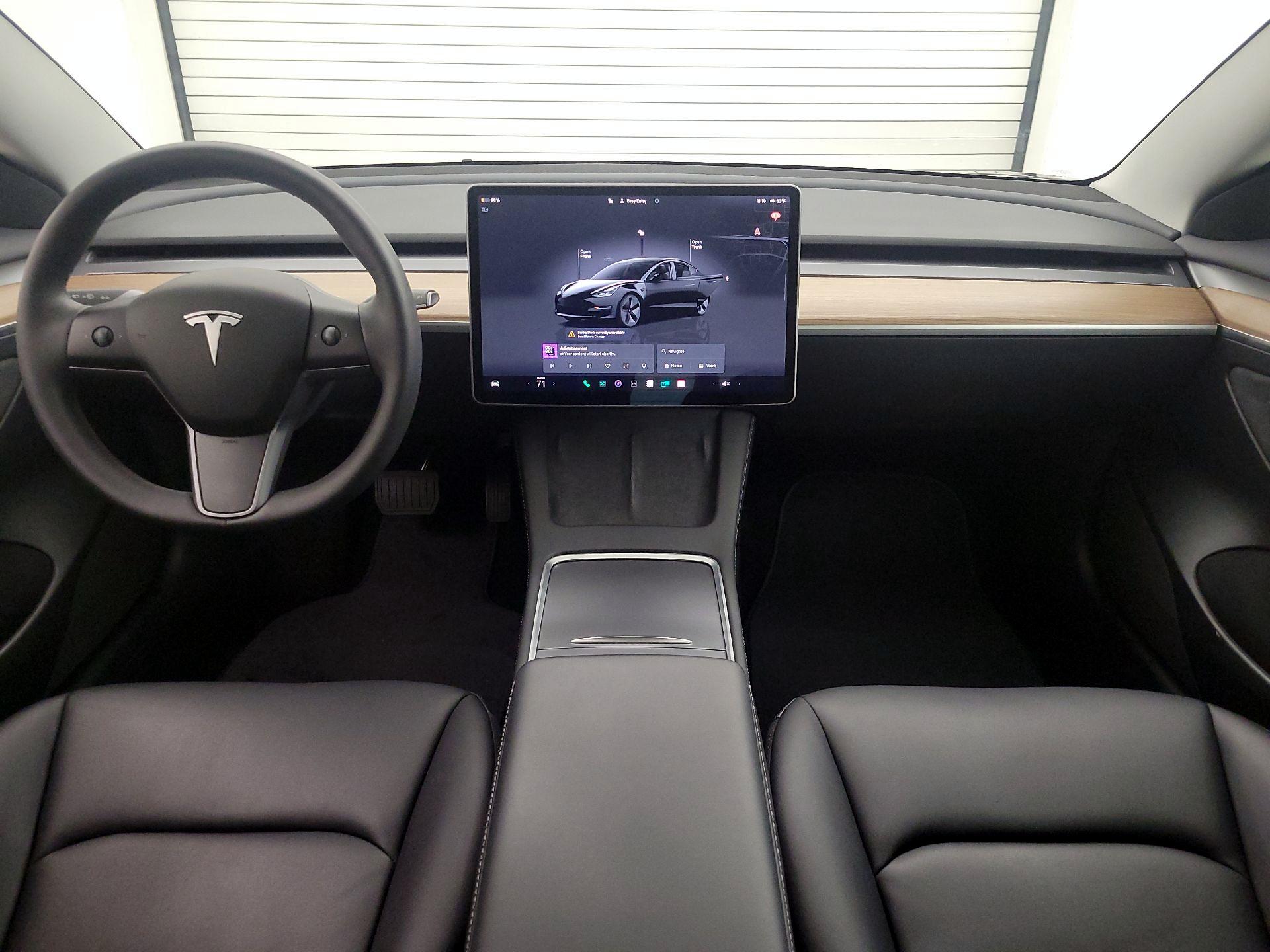 Thumbnail: 2023 Tesla Model 3 - 9