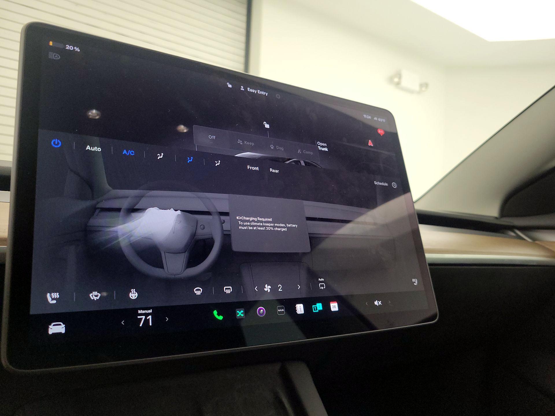 Thumbnail: 2023 Tesla Model 3 - 16