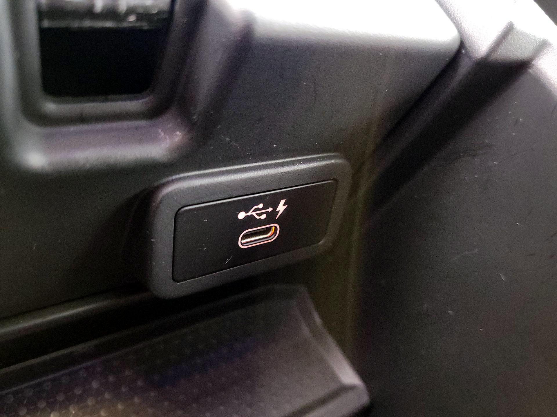 Thumbnail: 2021 BMW 3 Series - 19