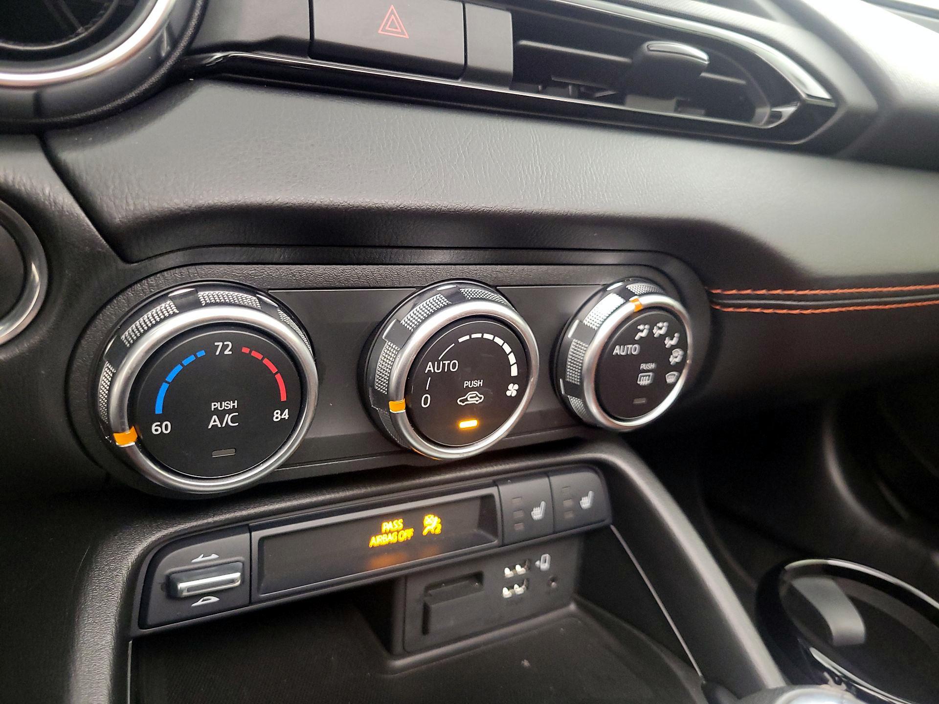 Thumbnail: 2023 Mazda MX-5 Miata - 17