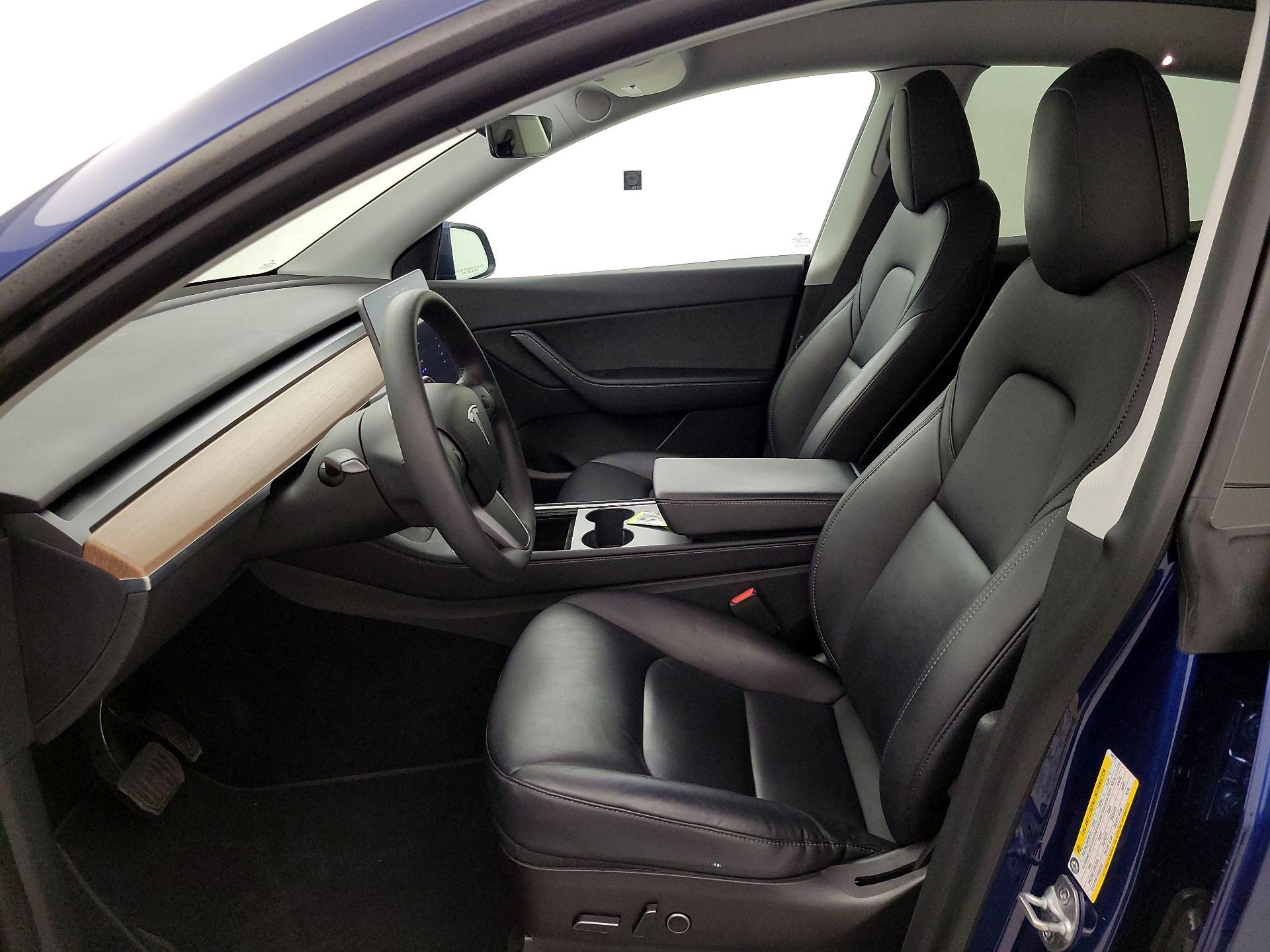 Thumbnail: 2022 Tesla Model Y - 11