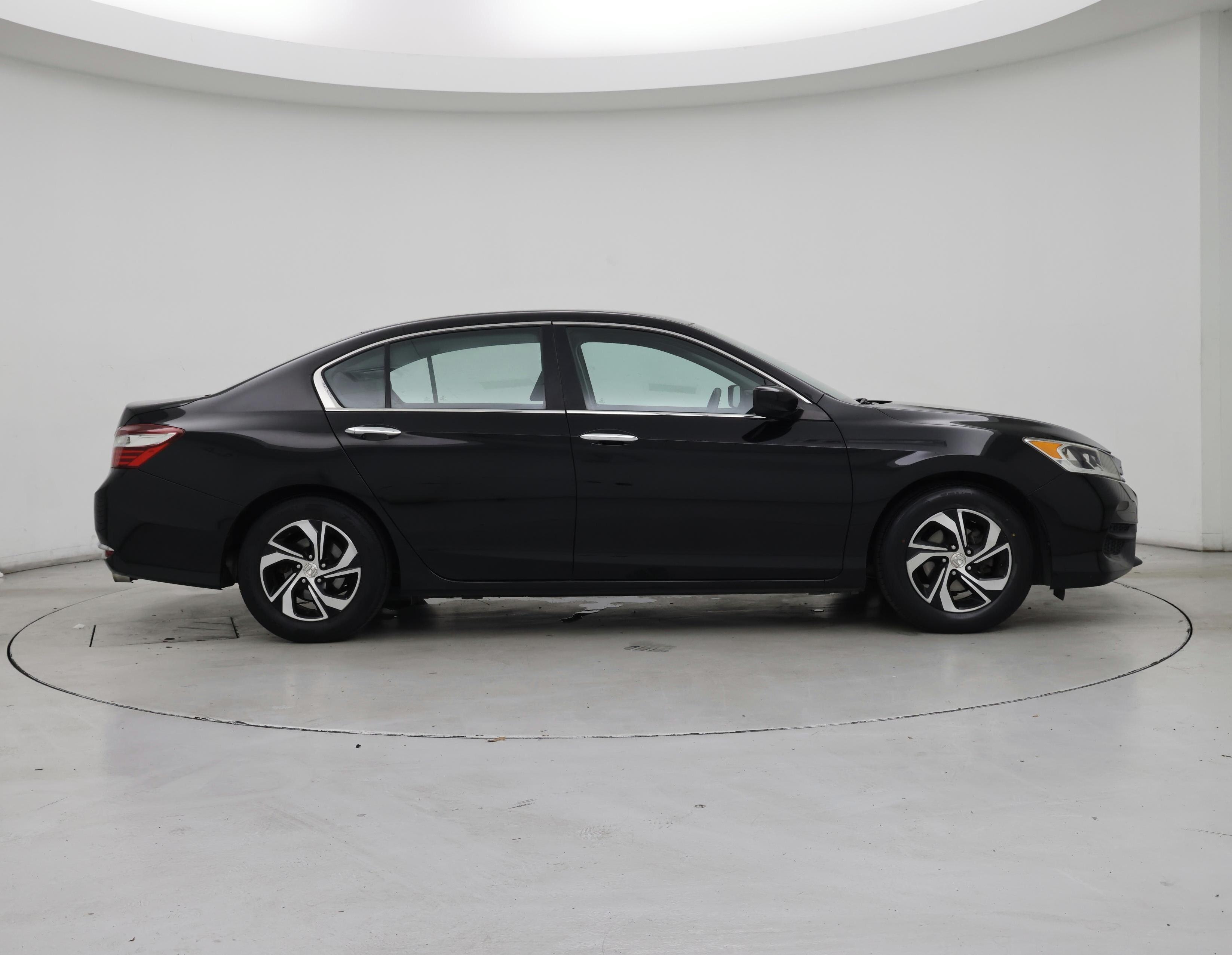 Thumbnail: 2016 Honda Accord - 7