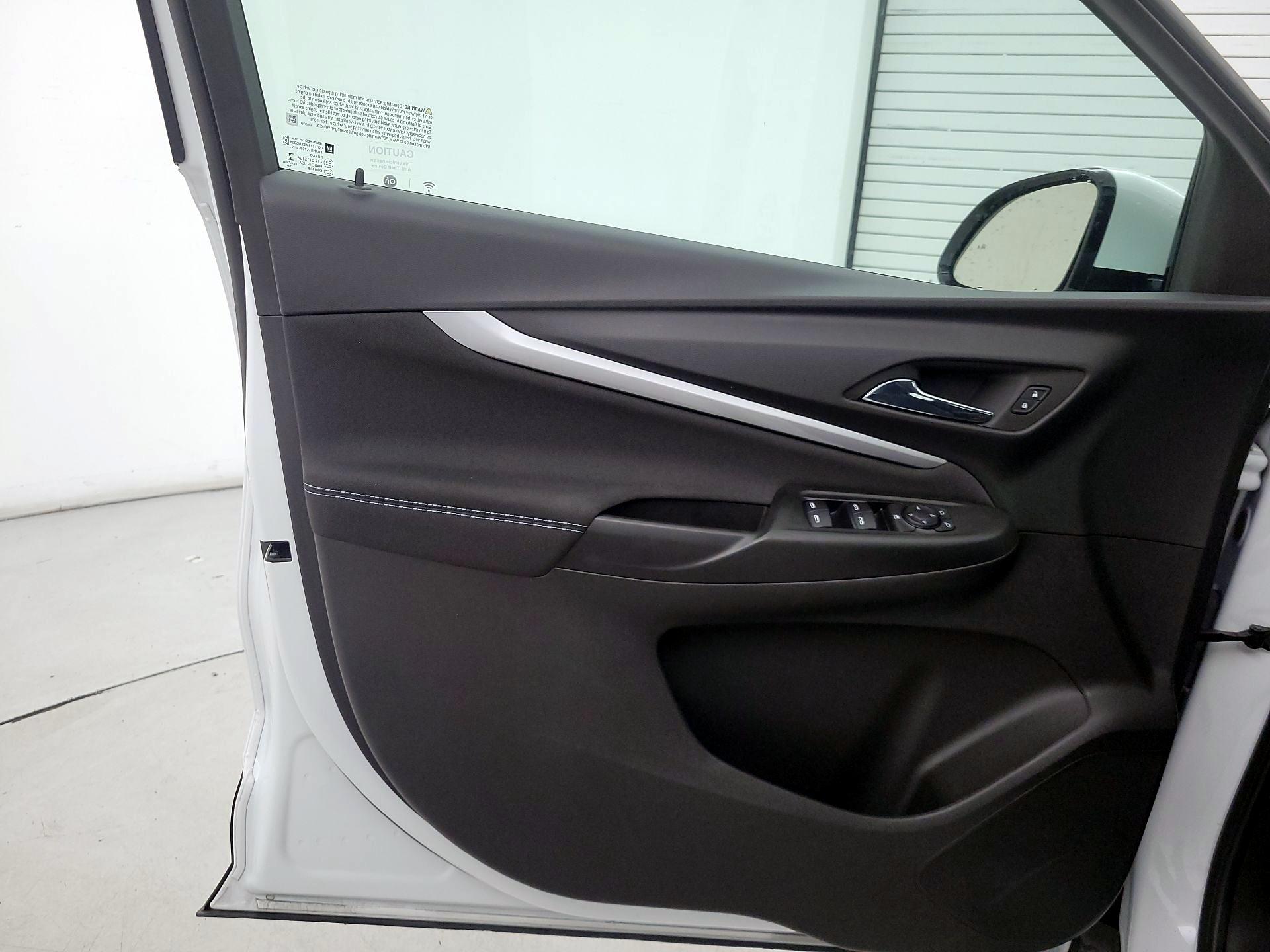 Thumbnail: 2023 Chevrolet Bolt EUV - 12