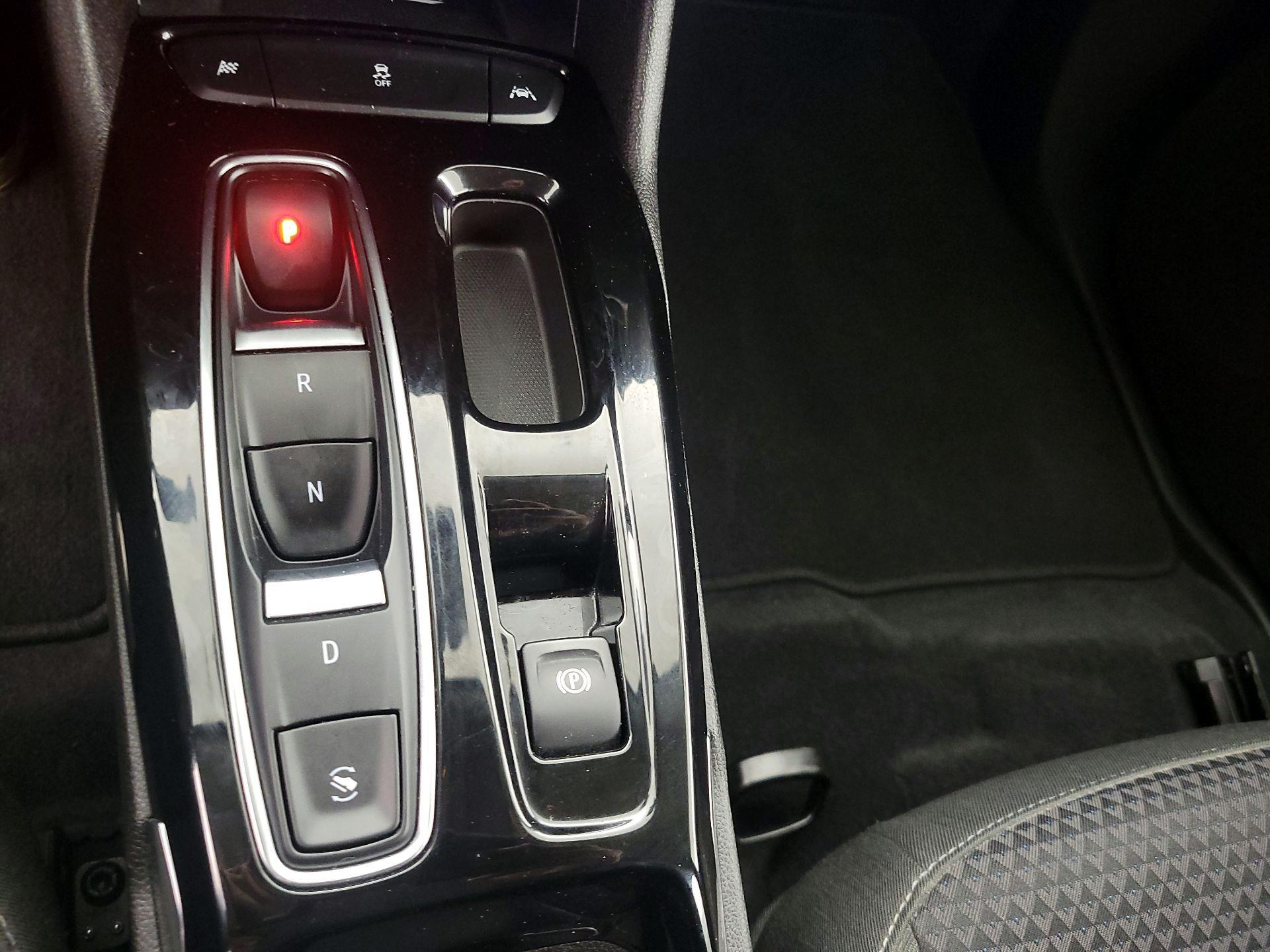 Thumbnail: 2023 Chevrolet Bolt EUV - 17