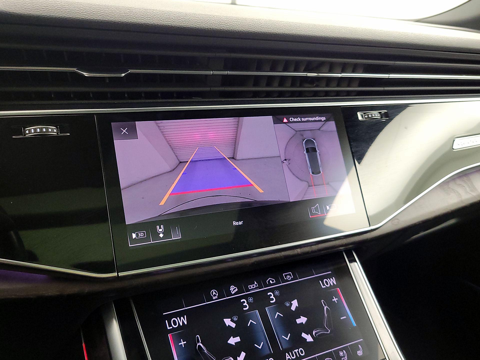 Thumbnail: 2019 Audi Q8 - 15