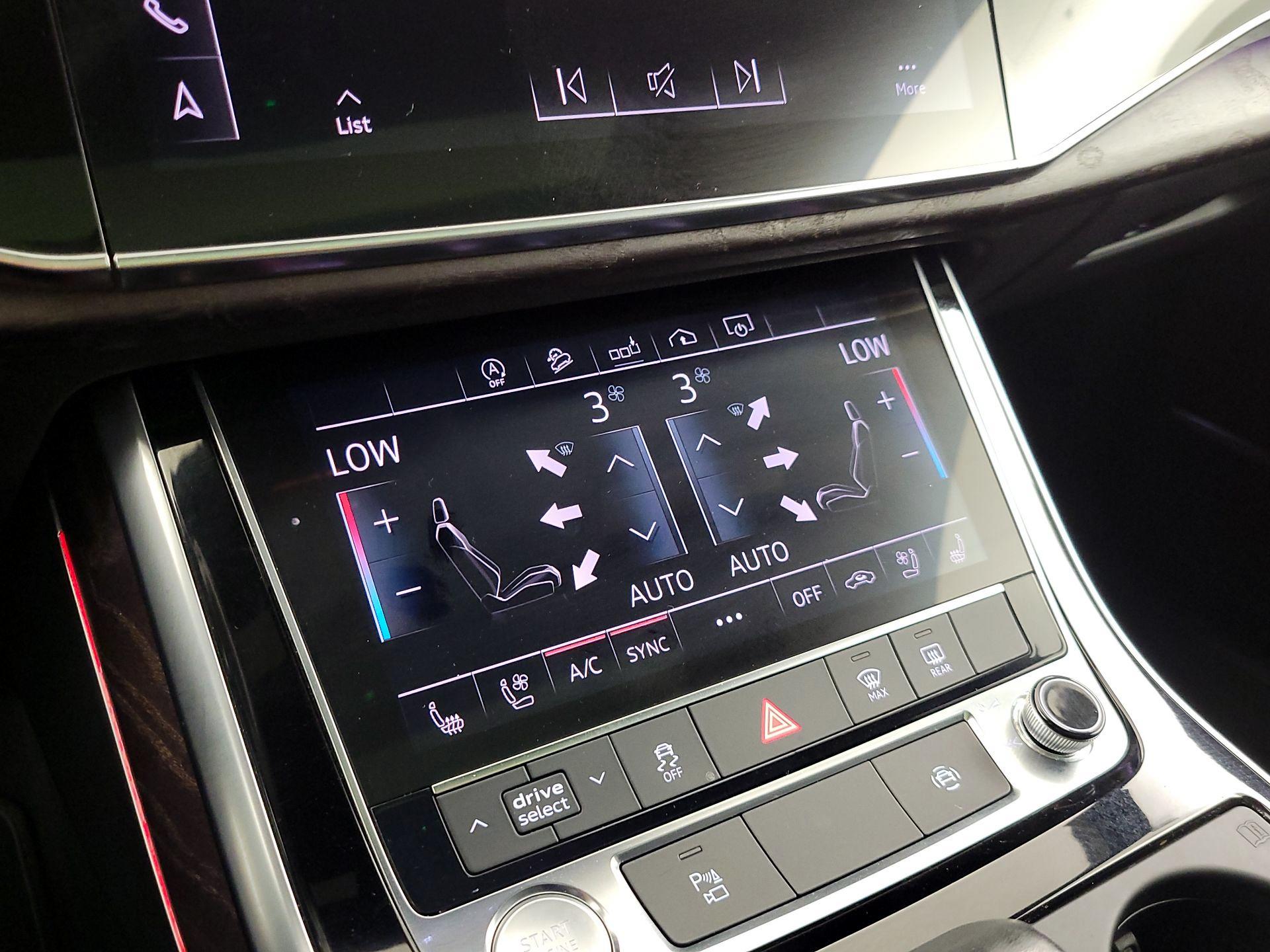 Thumbnail: 2019 Audi Q8 - 17