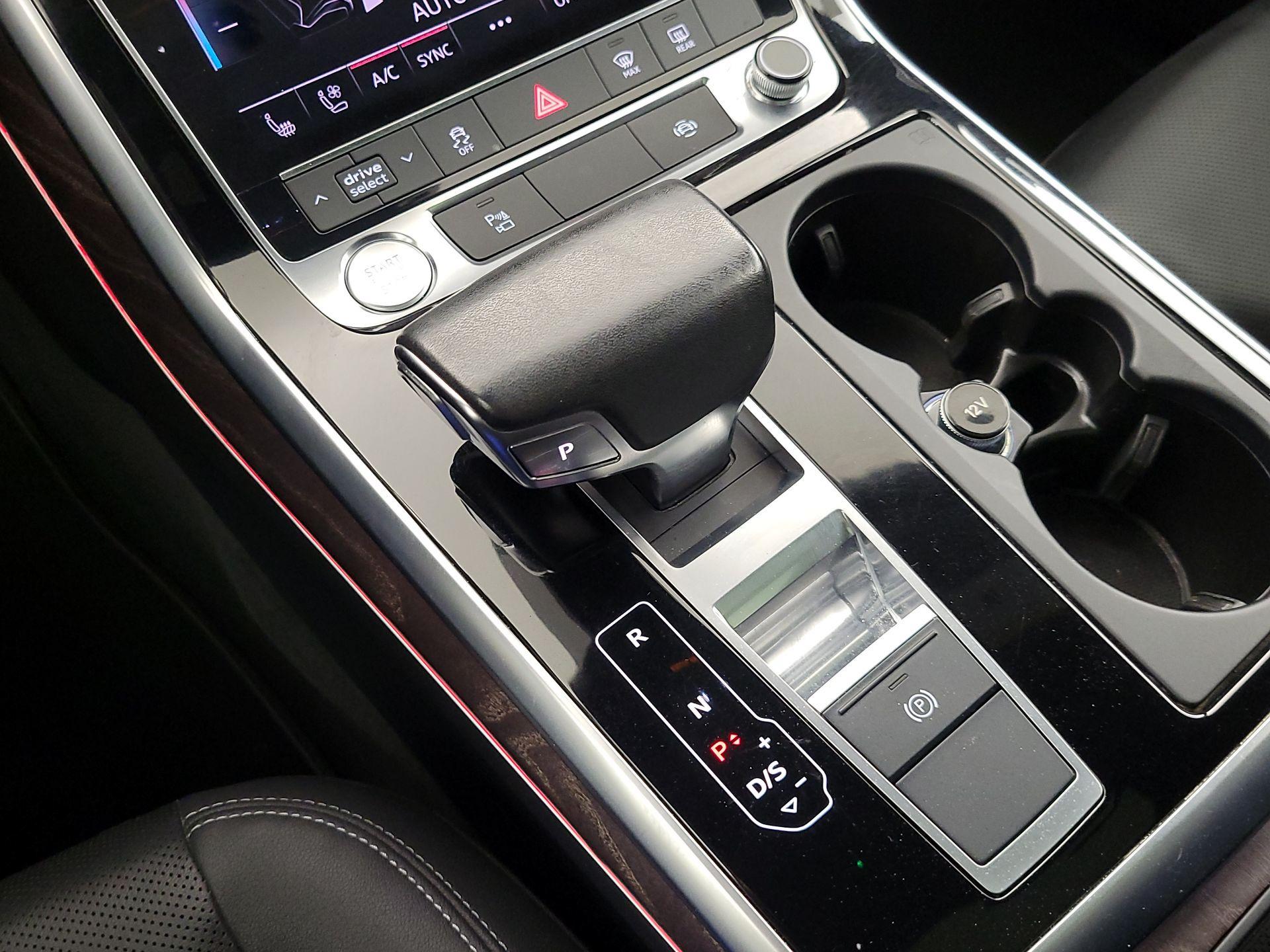 Thumbnail: 2019 Audi Q8 - 18