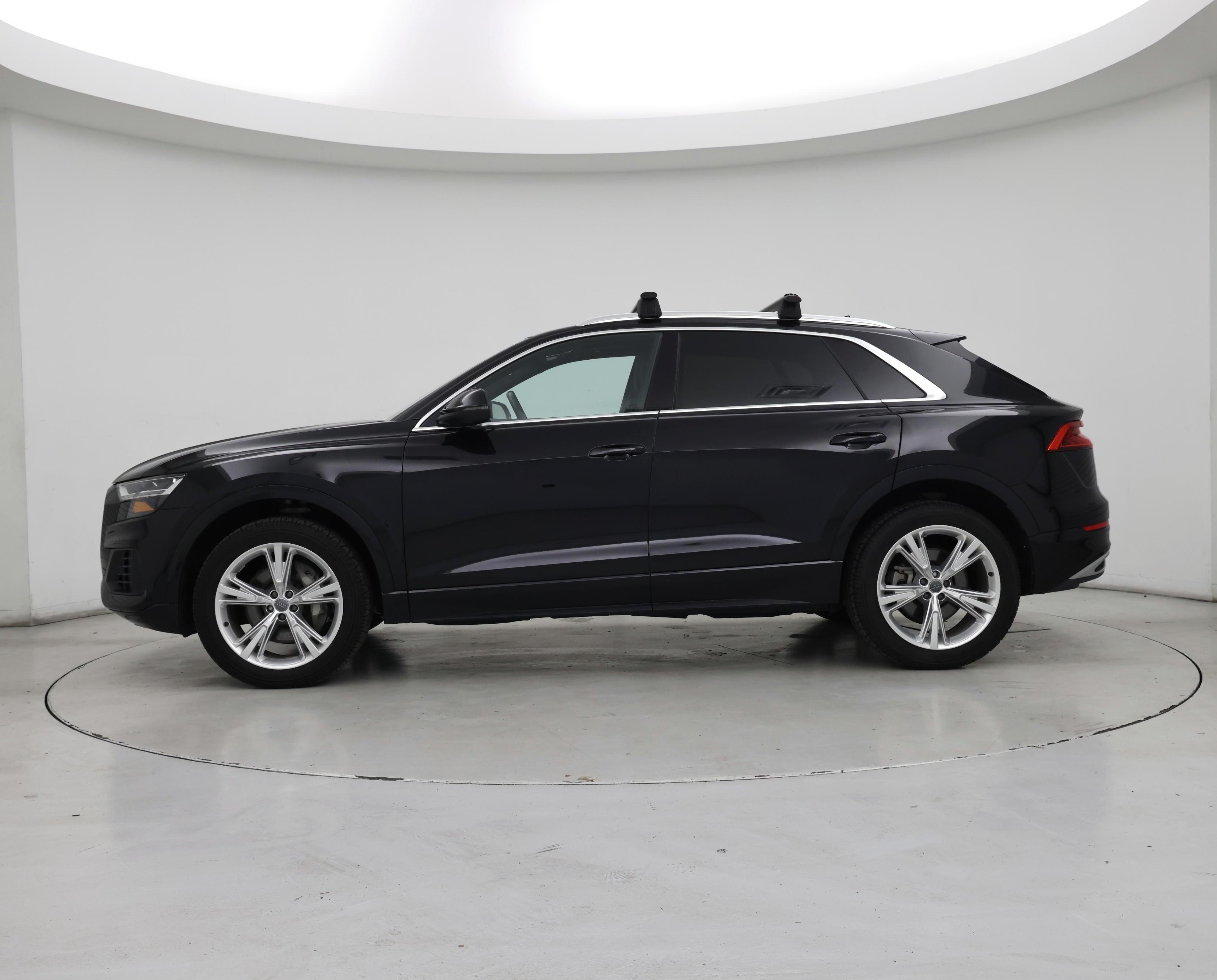 Thumbnail: 2019 Audi Q8 - 3