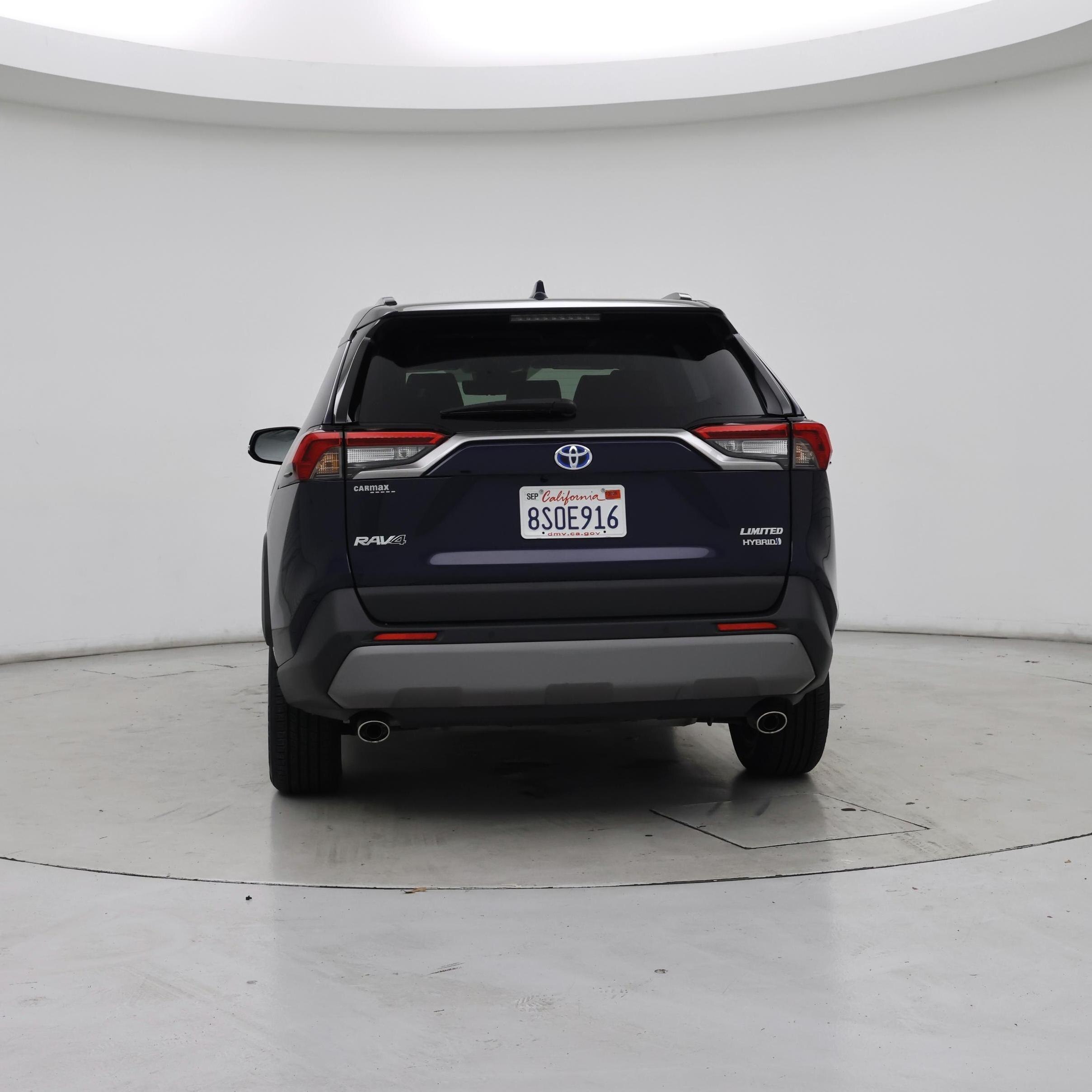 Thumbnail: 2021 Toyota RAV4 - 6