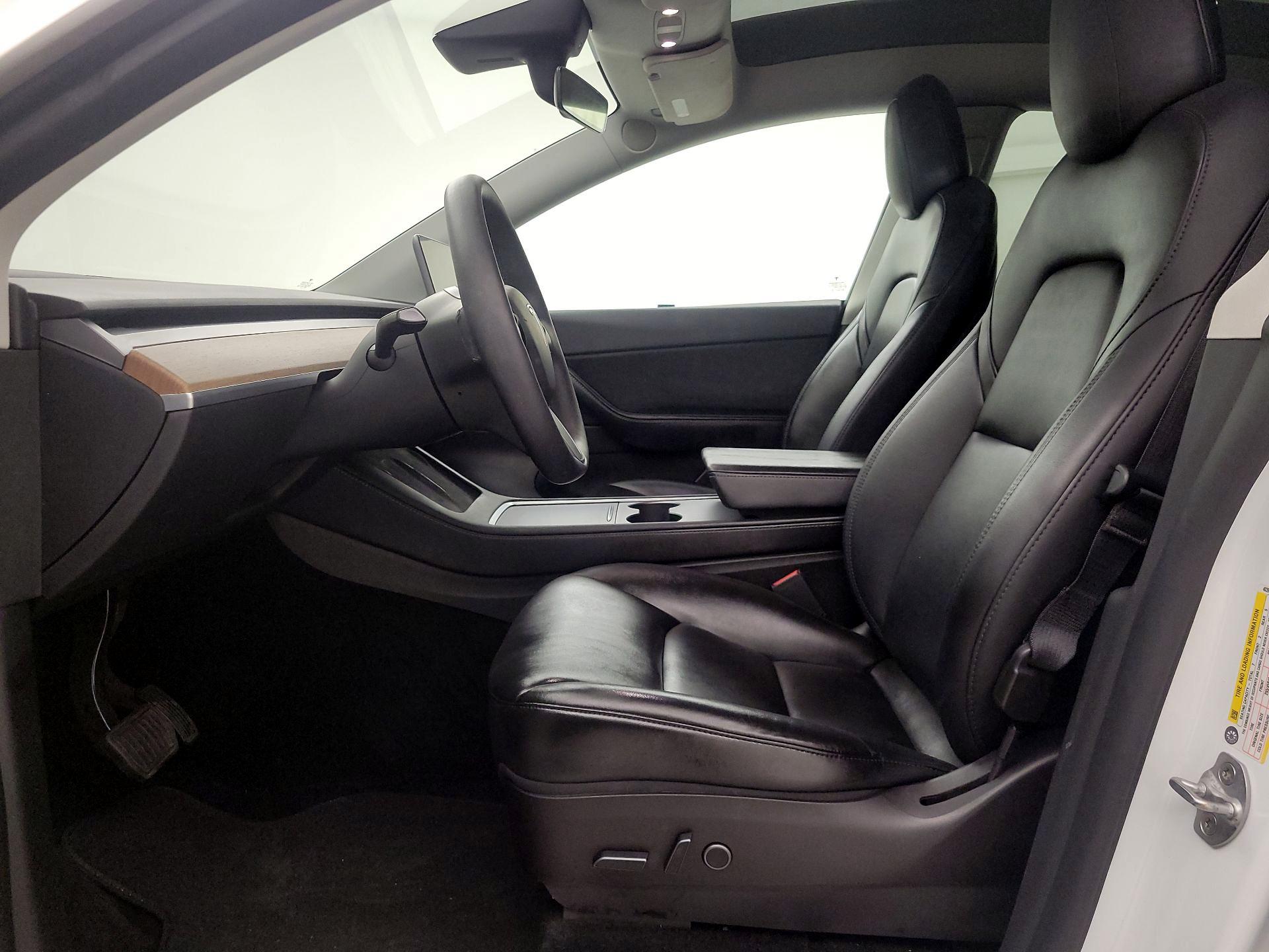 Thumbnail: 2022 Tesla Model Y - 11