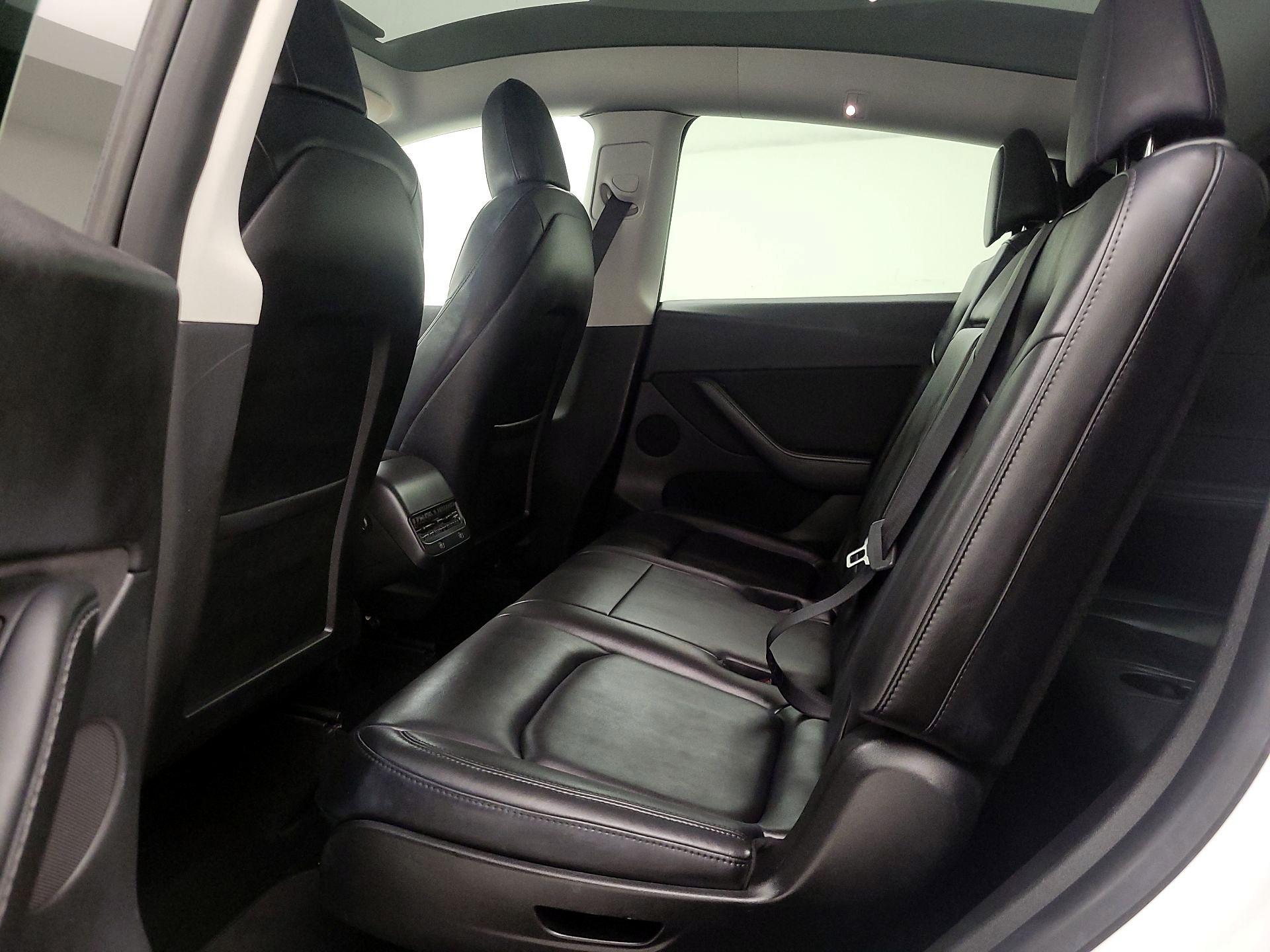 Thumbnail: 2022 Tesla Model Y - 20