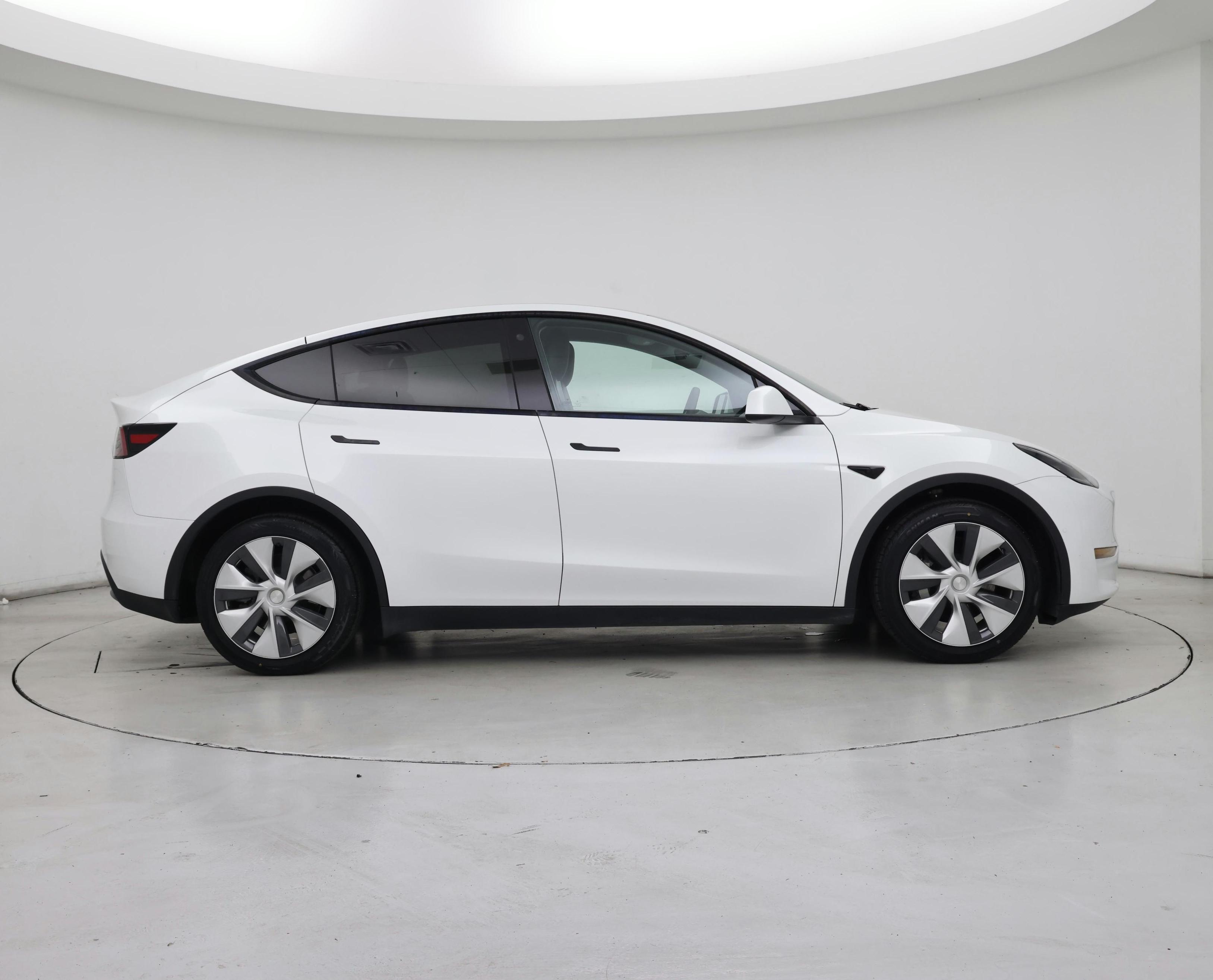 Thumbnail: 2022 Tesla Model Y - 7