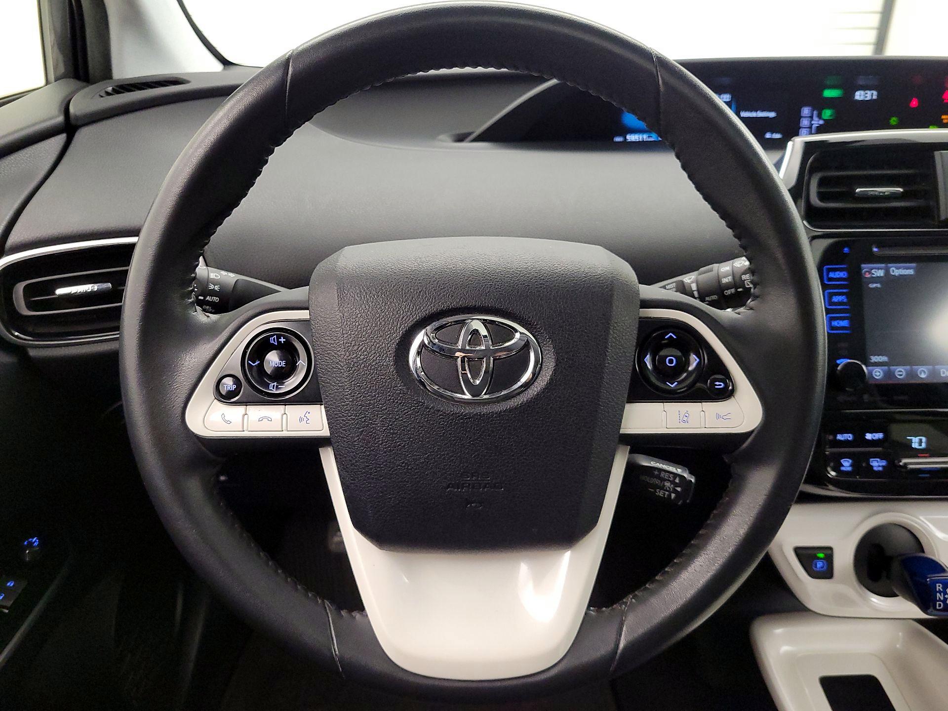 Thumbnail: 2017 Toyota Prius - 10