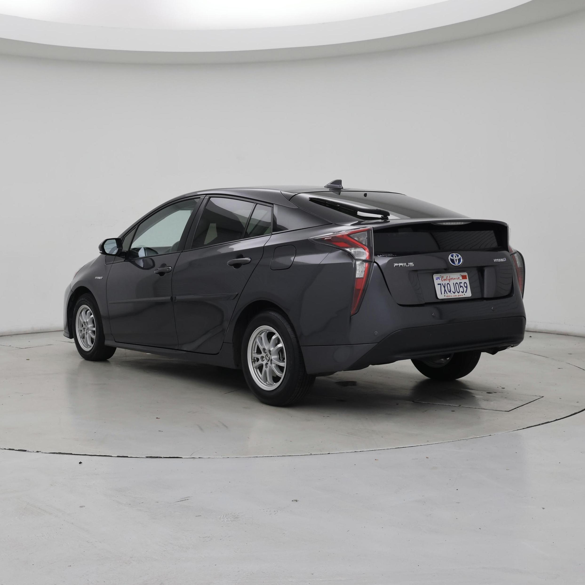 Thumbnail: 2017 Toyota Prius - 2
