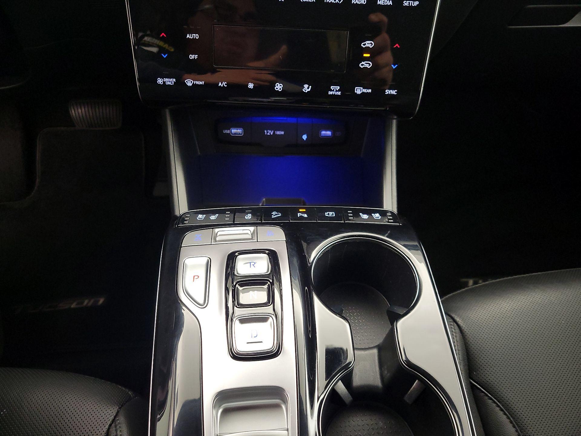 Thumbnail: 2024 Hyundai Tucson - 18