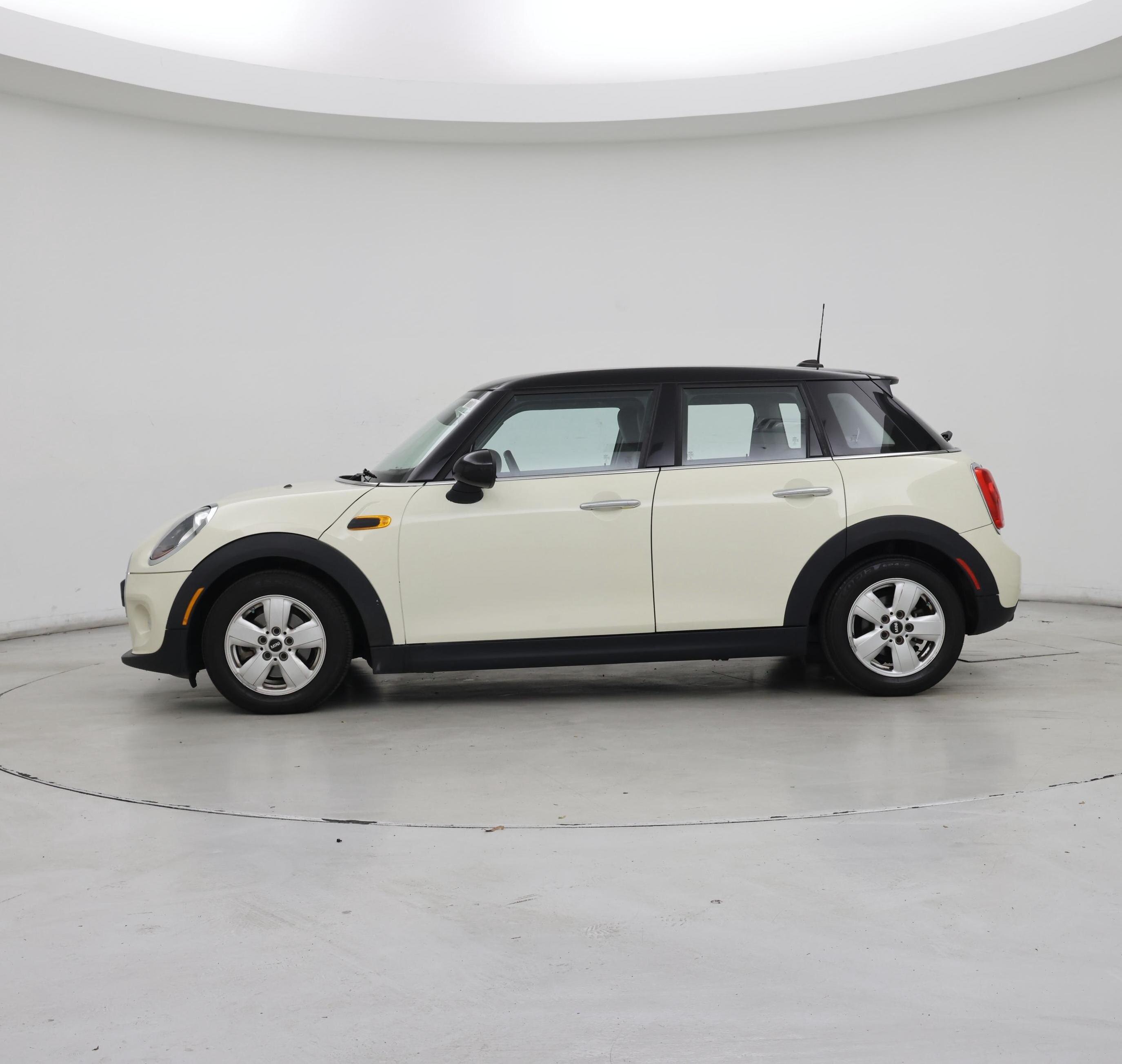 Thumbnail: 2015 MINI Cooper Hardtop - 3