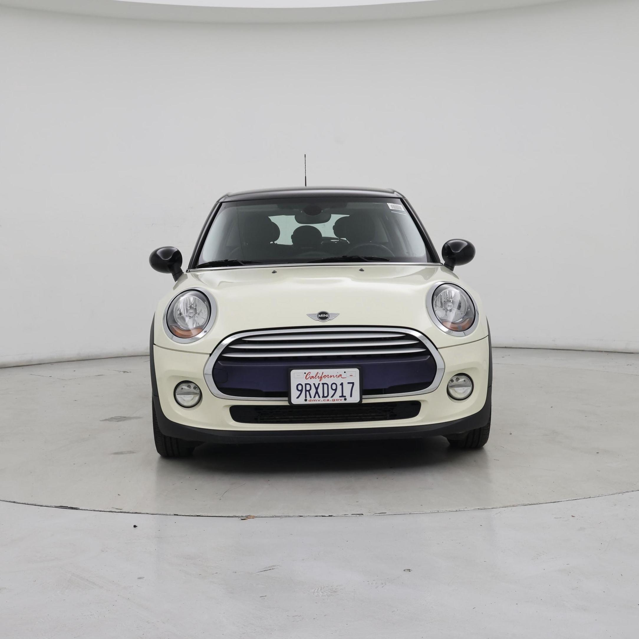 Thumbnail: 2015 MINI Cooper Hardtop - 5