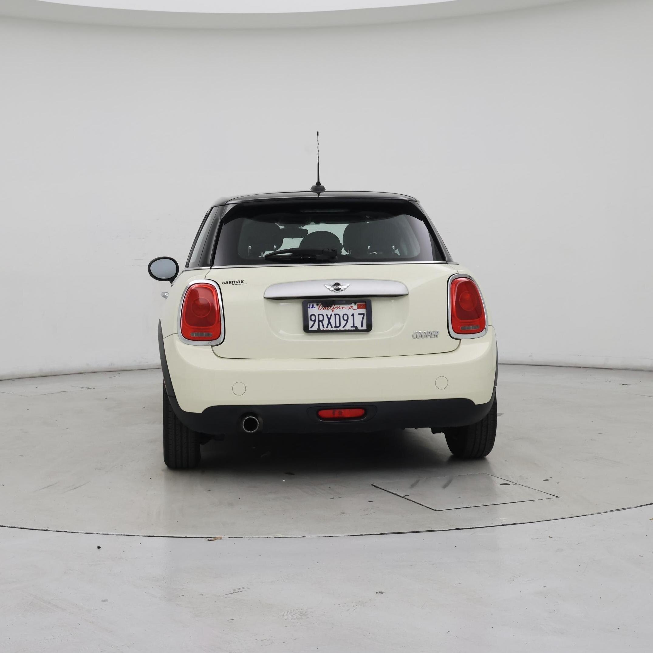 Thumbnail: 2015 MINI Cooper Hardtop - 6