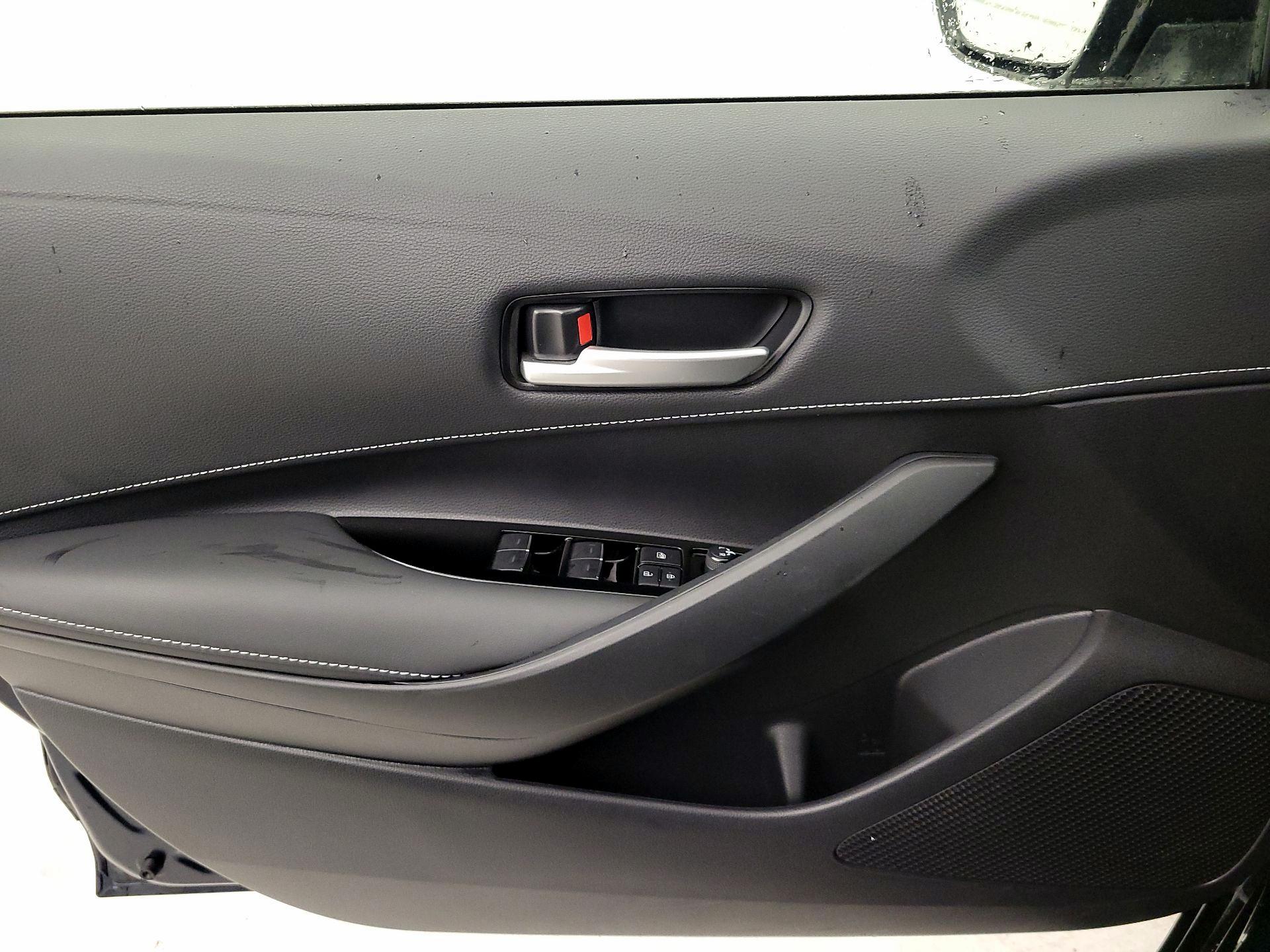 Thumbnail: 2022 Toyota Corolla - 12