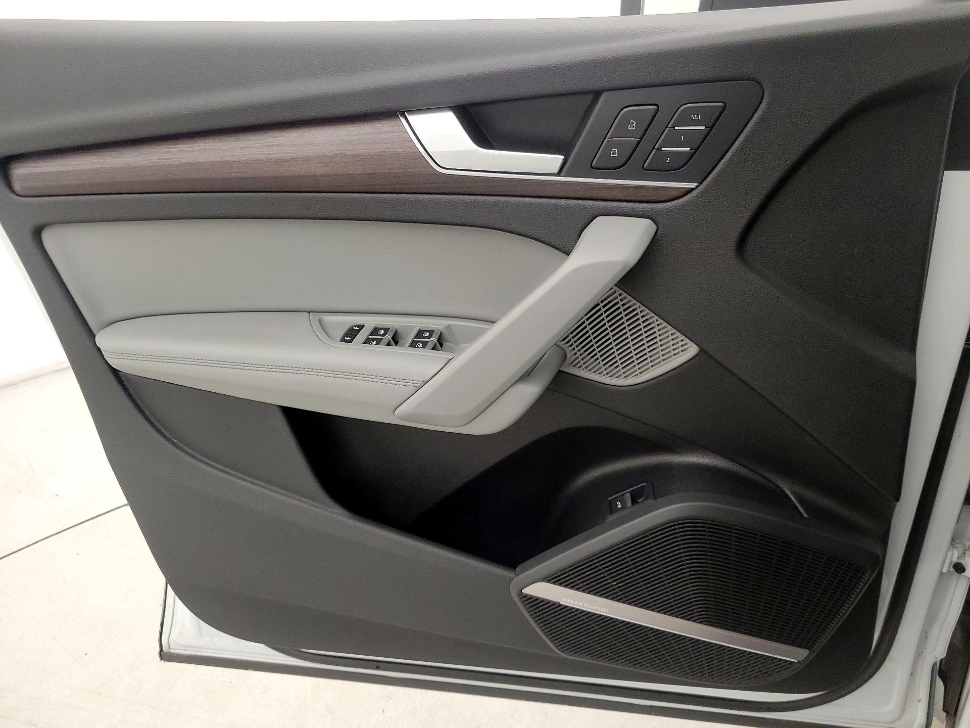 Thumbnail: 2021 Audi Q5 - 12