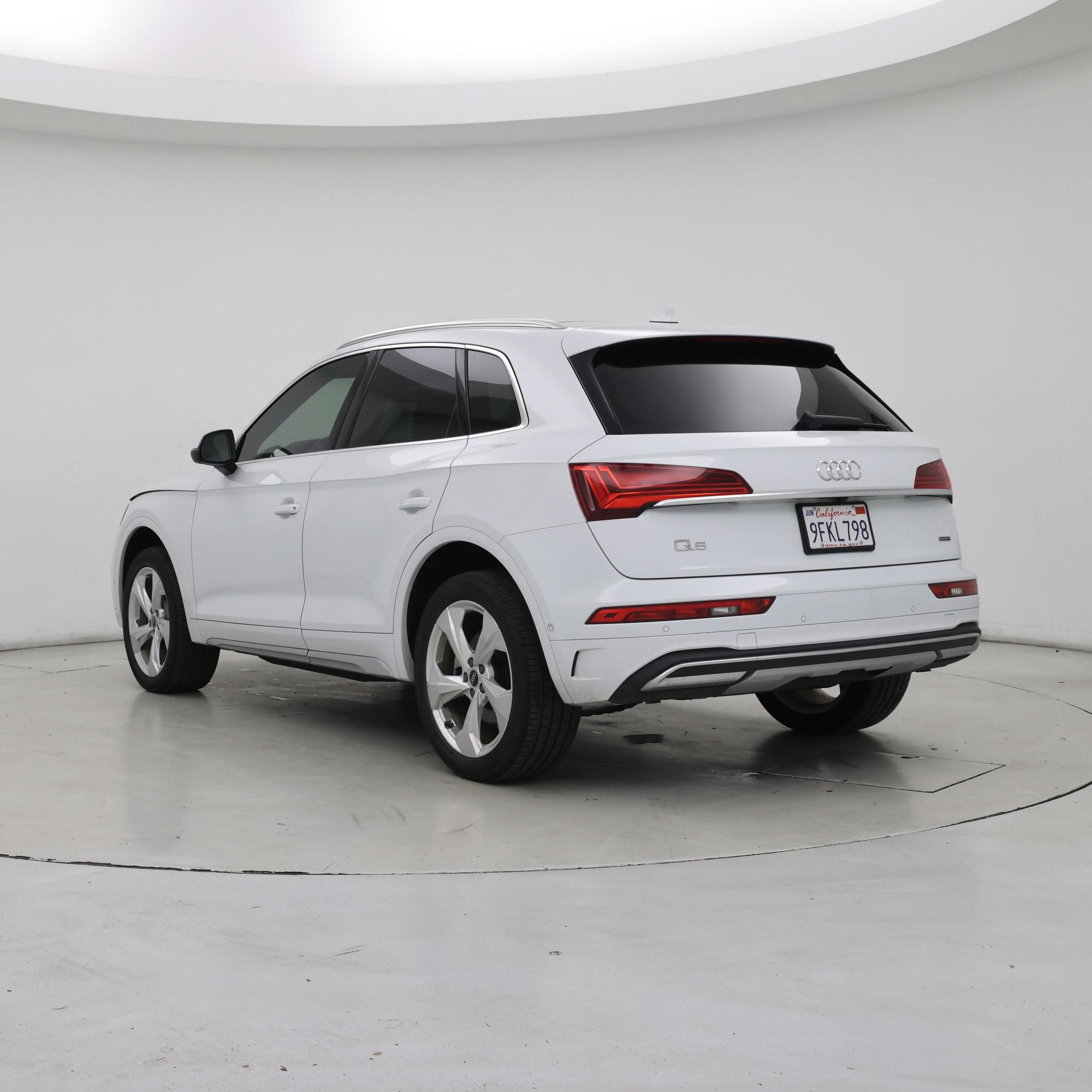 Thumbnail: 2021 Audi Q5 - 2