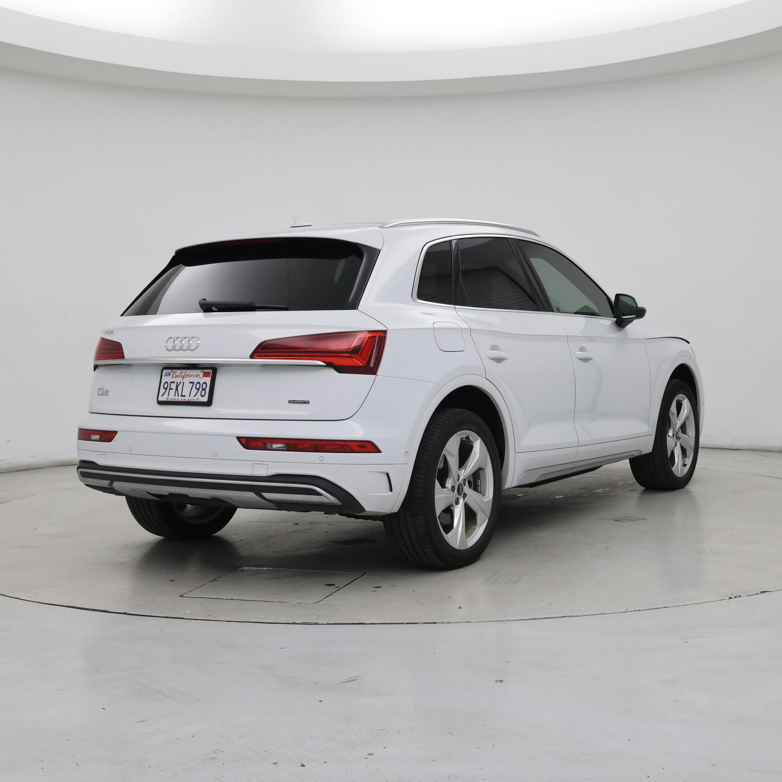 Thumbnail: 2021 Audi Q5 - 8