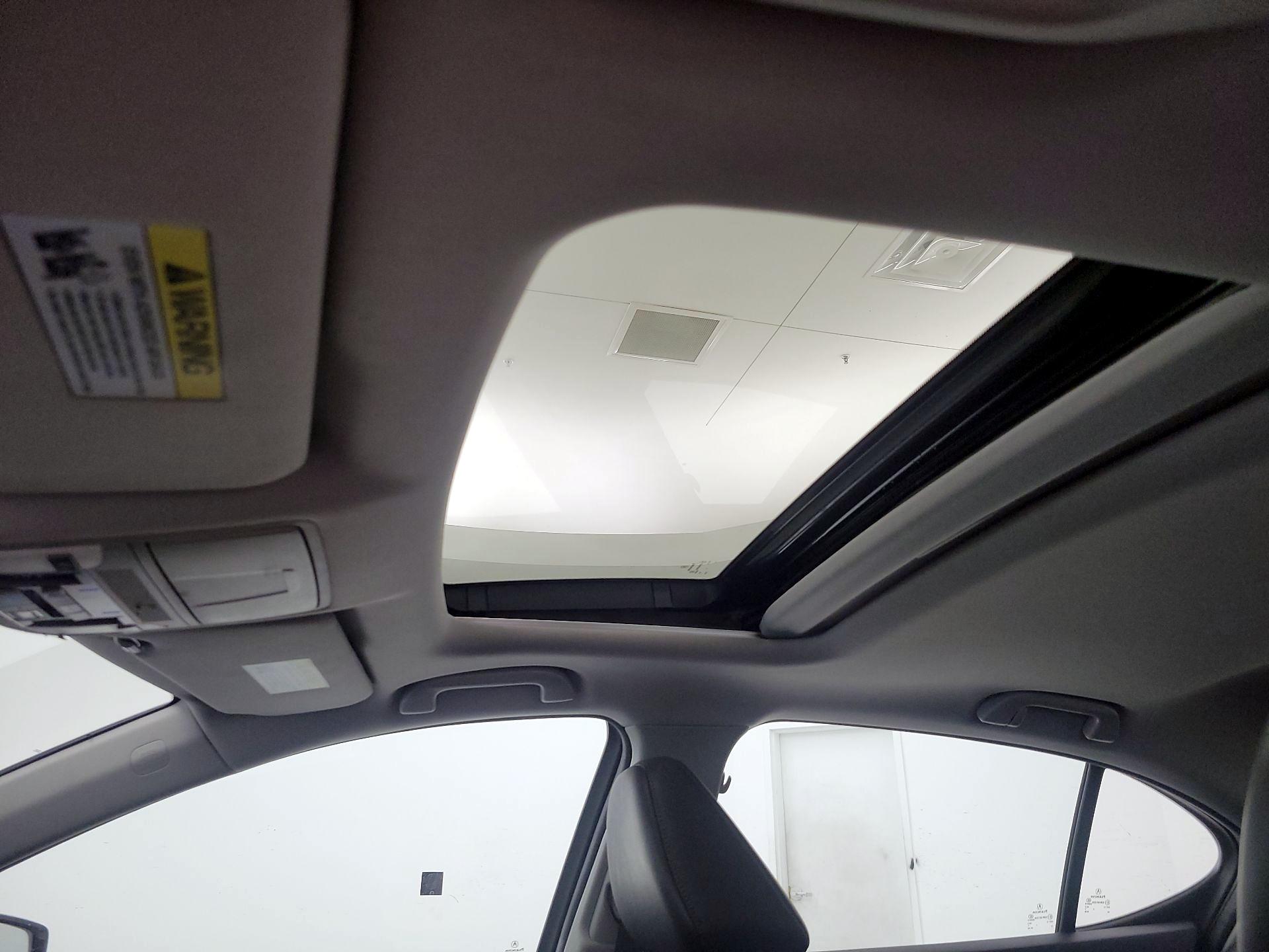 Thumbnail: 2016 Acura TLX - 20