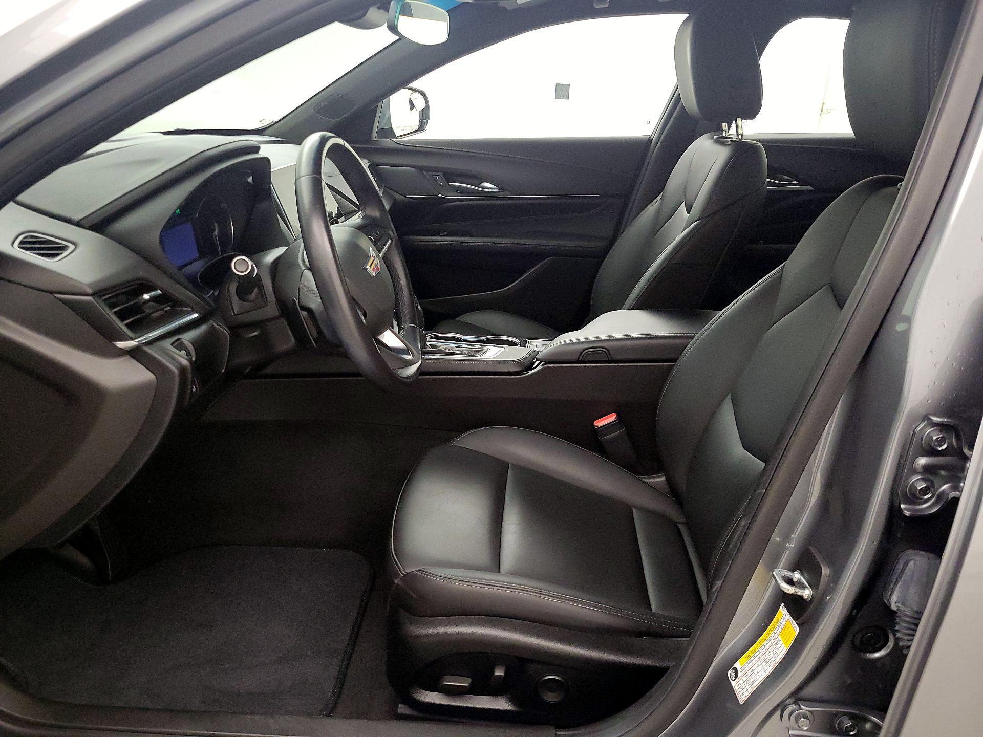 Thumbnail: 2021 Cadillac CT4 - 11