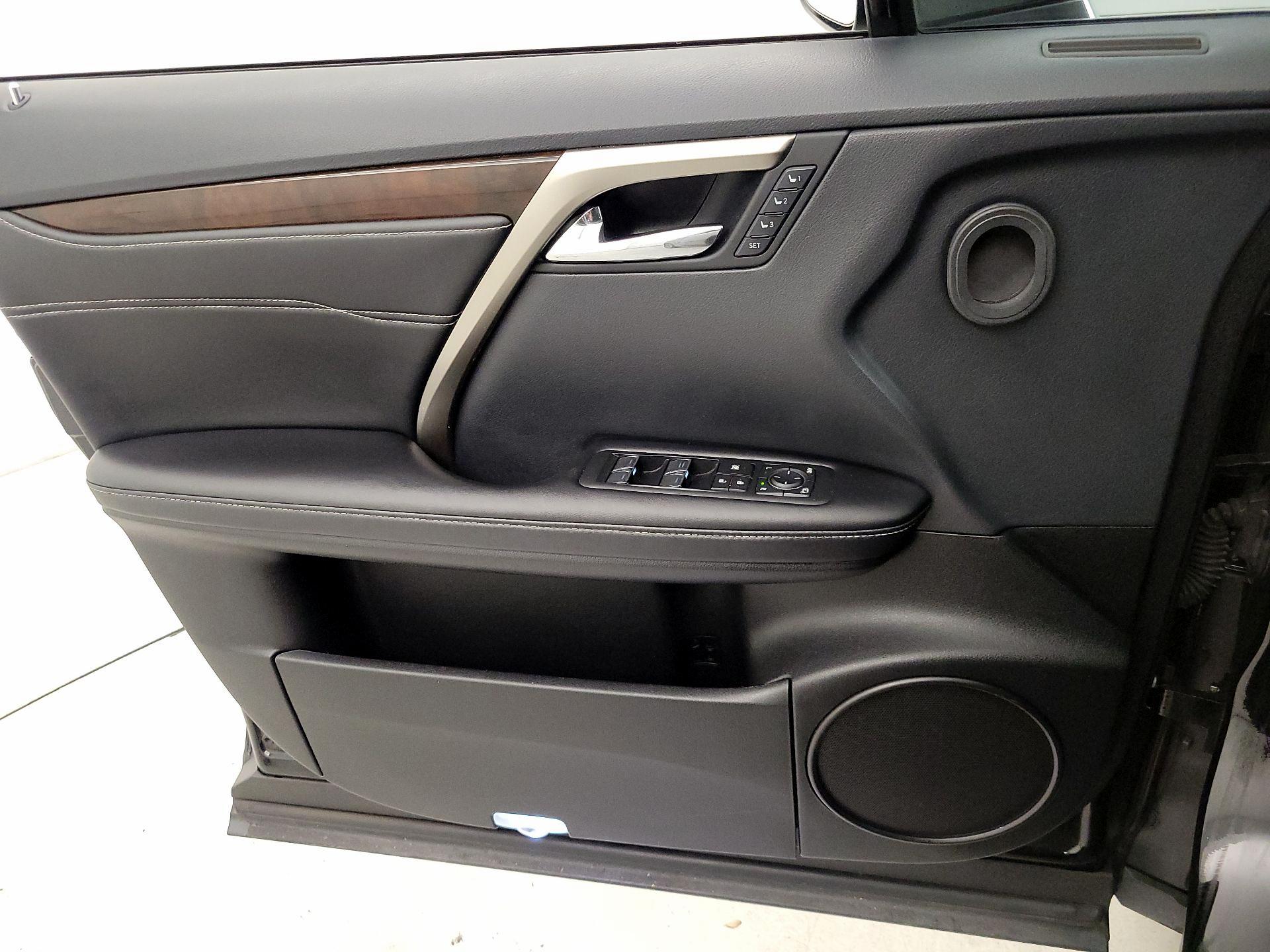 Thumbnail: 2018 Lexus RX - 12