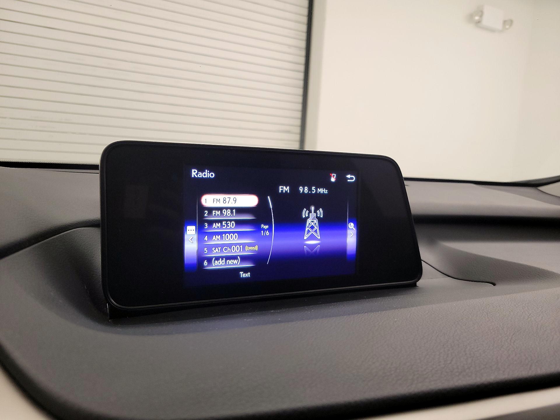 Thumbnail: 2018 Lexus RX - 15