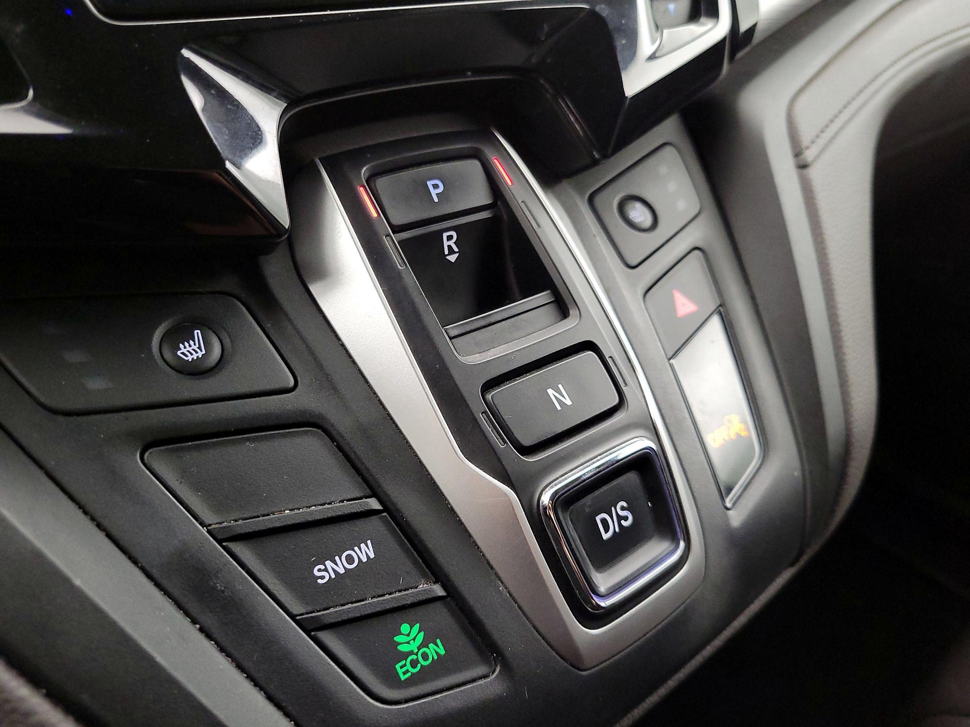 Thumbnail: 2018 Honda Odyssey - 17