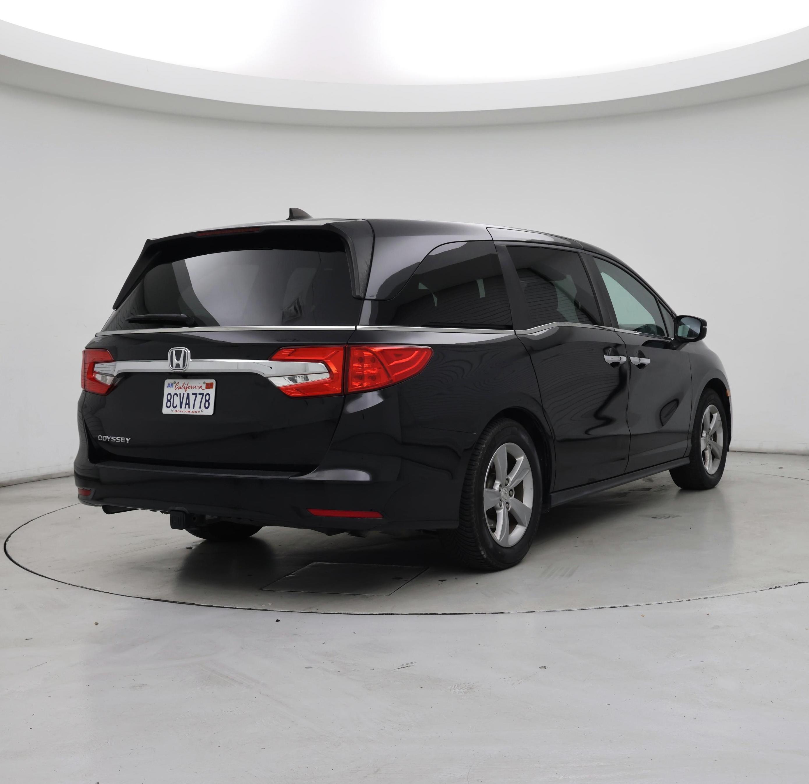 Thumbnail: 2018 Honda Odyssey - 8