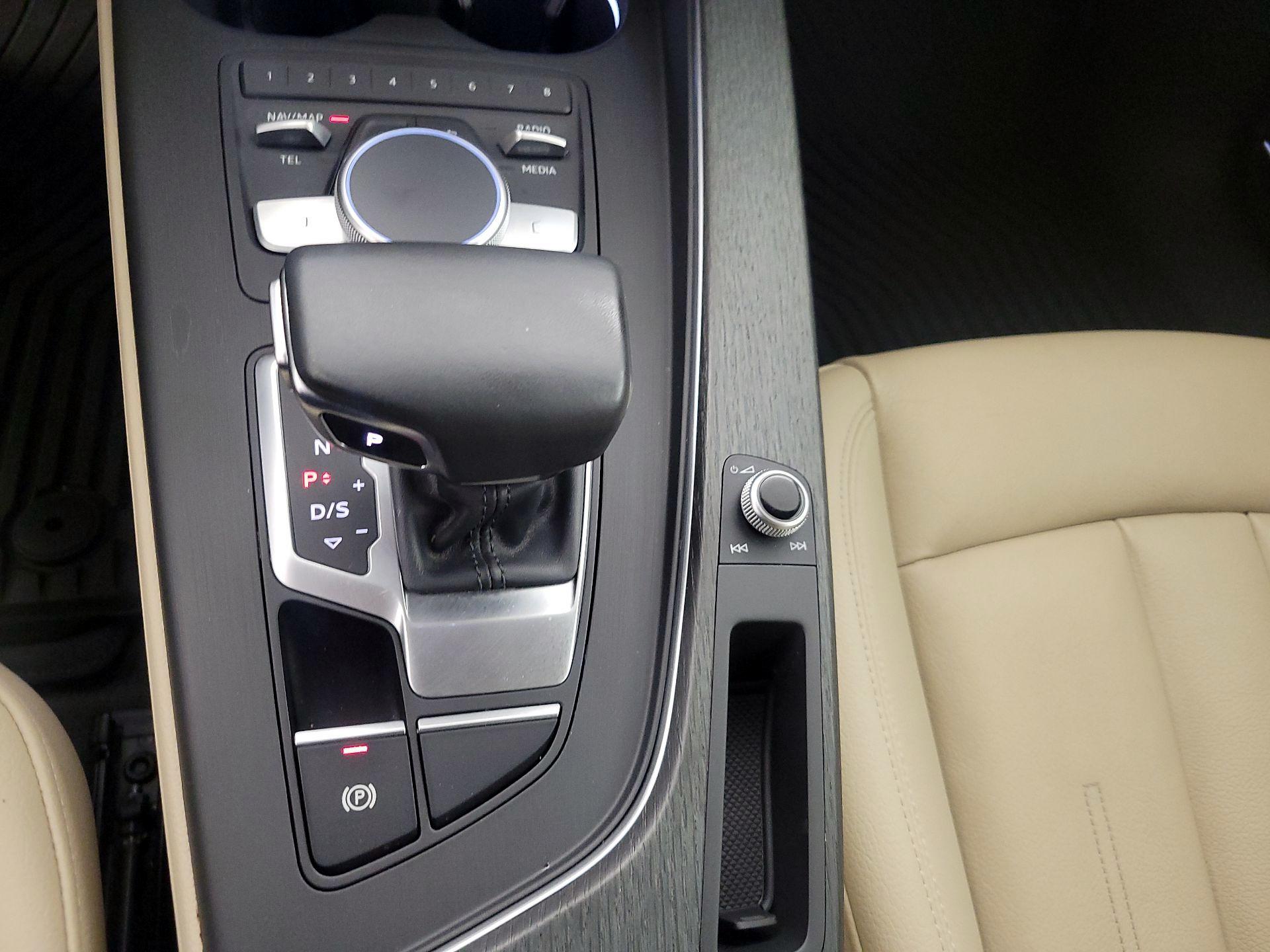 Thumbnail: 2018 Audi A4 - 17