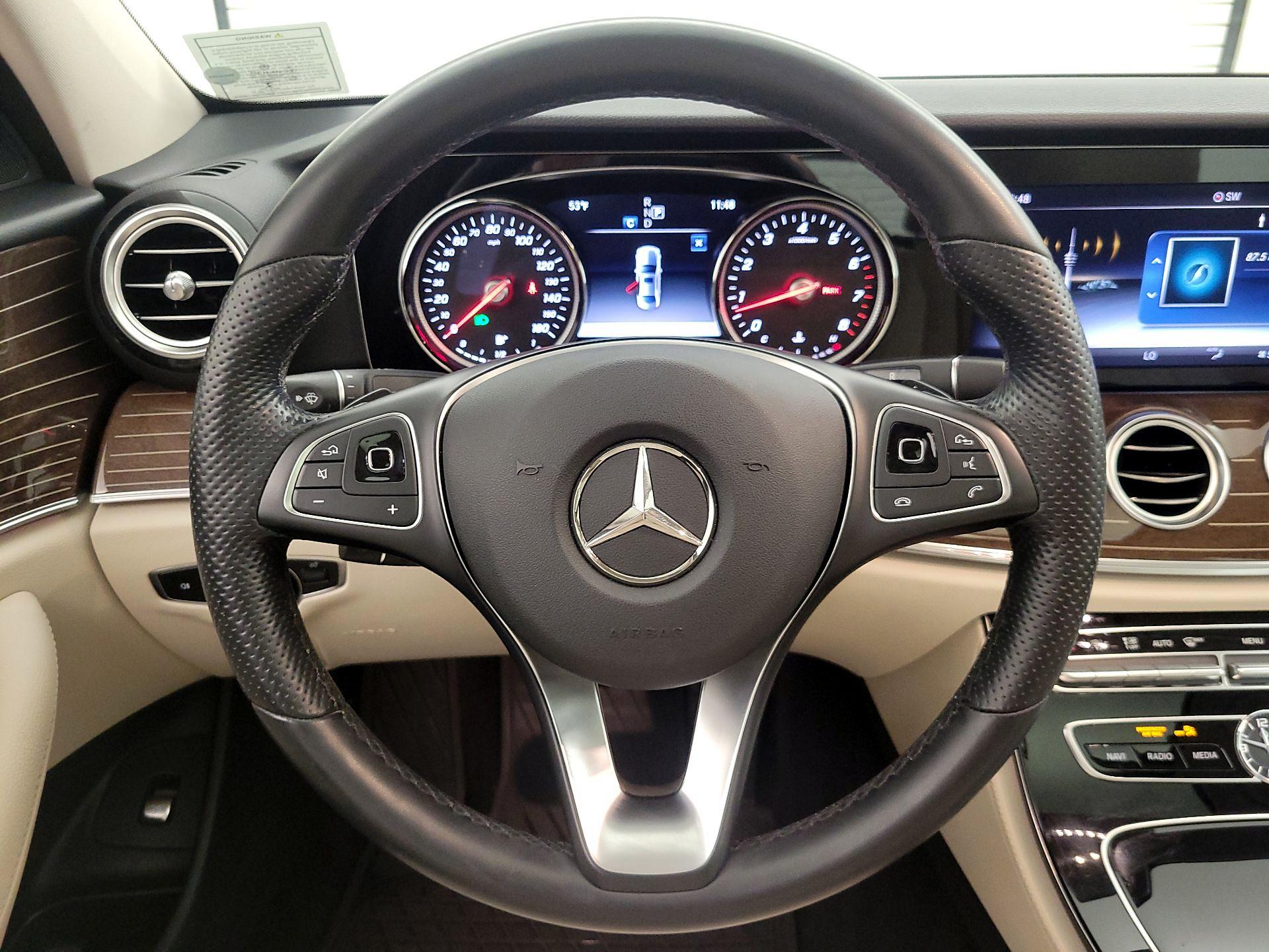 Thumbnail: 2018 Mercedes-Benz E-Class - 10