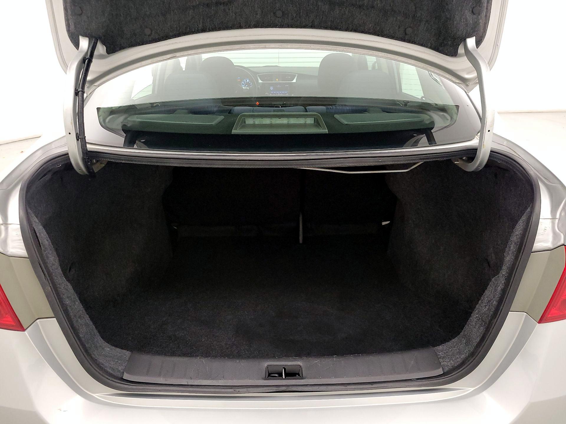 Thumbnail: 2019 Nissan Sentra - 20