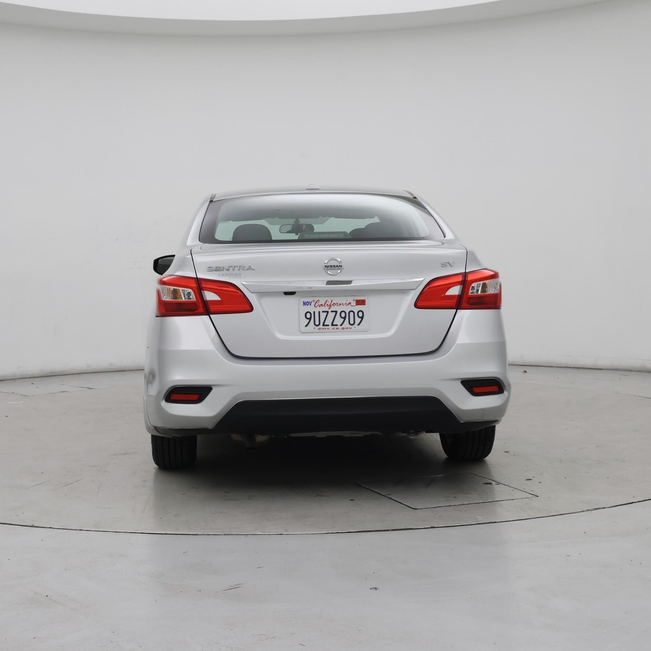 Thumbnail: 2019 Nissan Sentra - 6