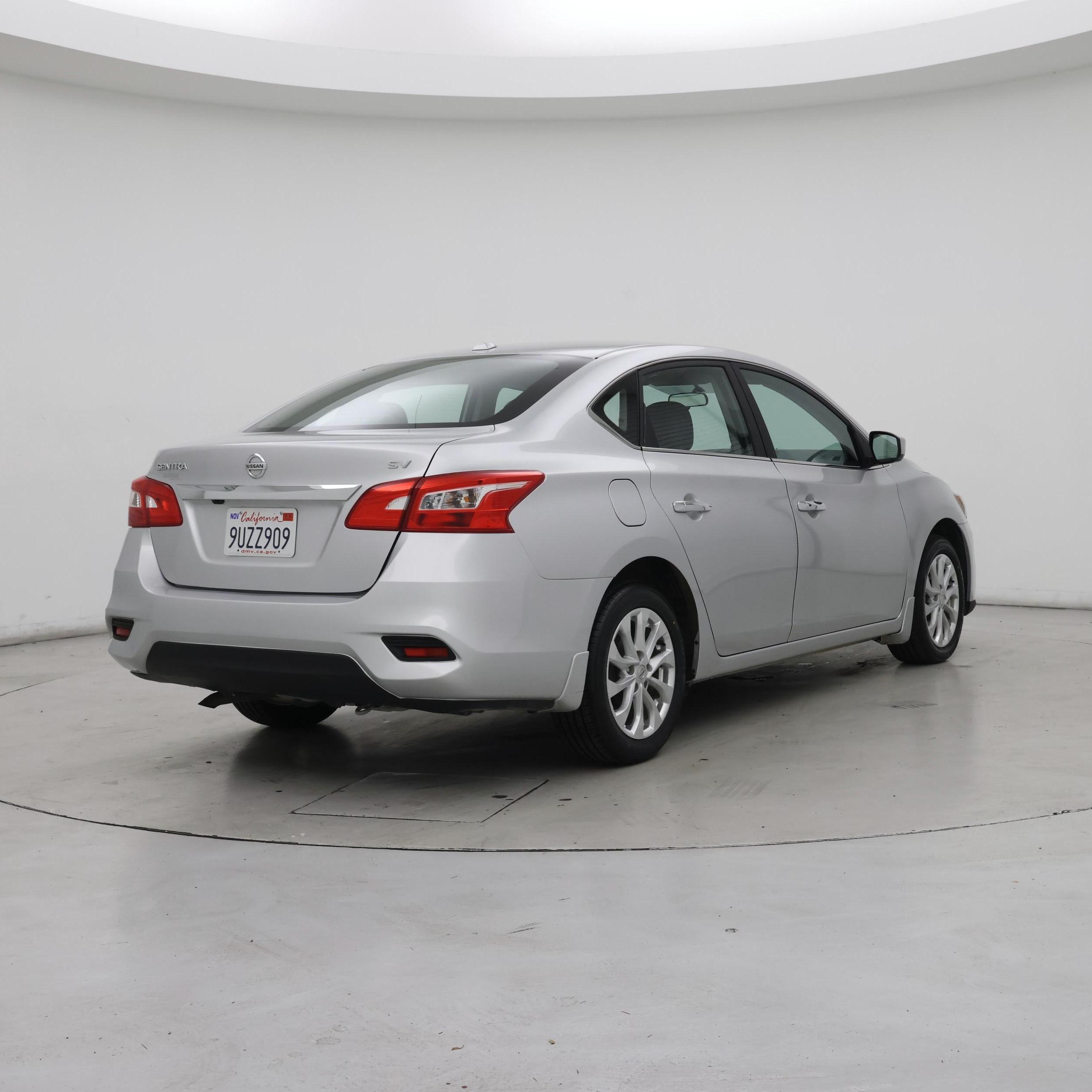 Thumbnail: 2019 Nissan Sentra - 8